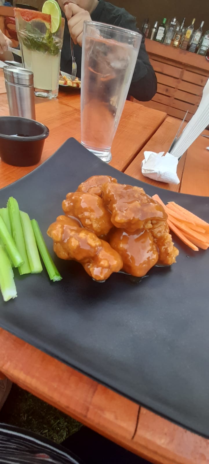 D'Luxe Restaurante/Bar image 10