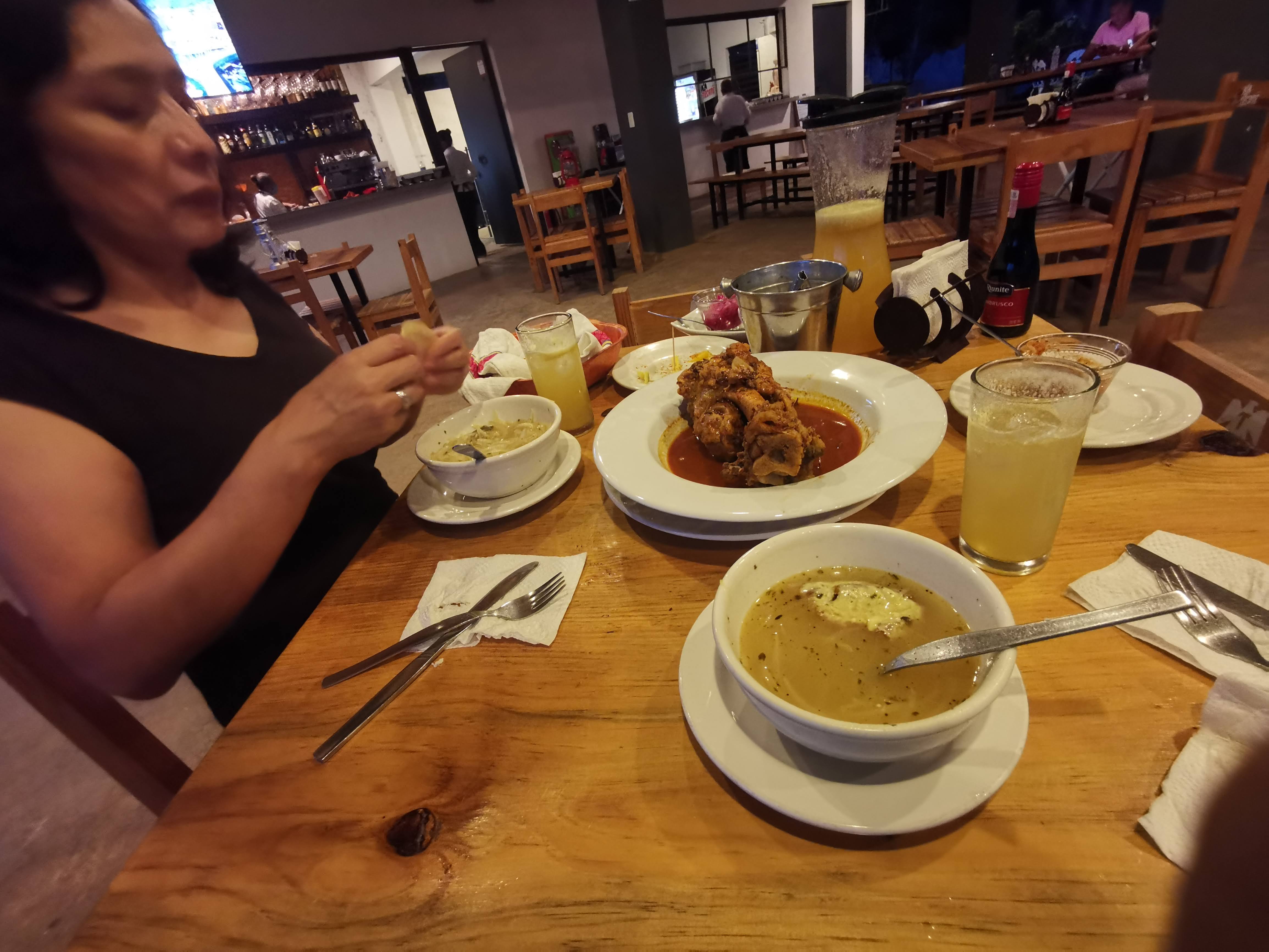 Refin restaurante y parrilla mexicana image 8