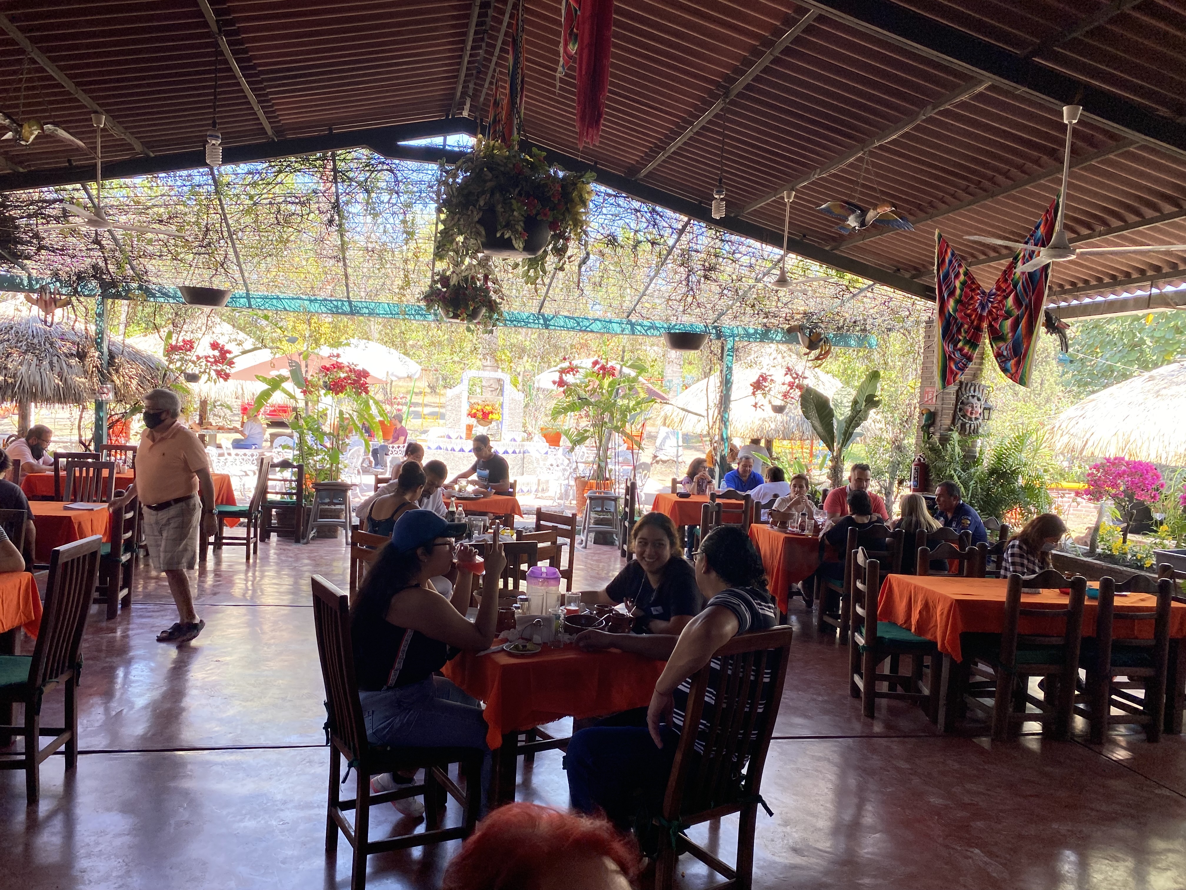 Fonda Rosita image 6