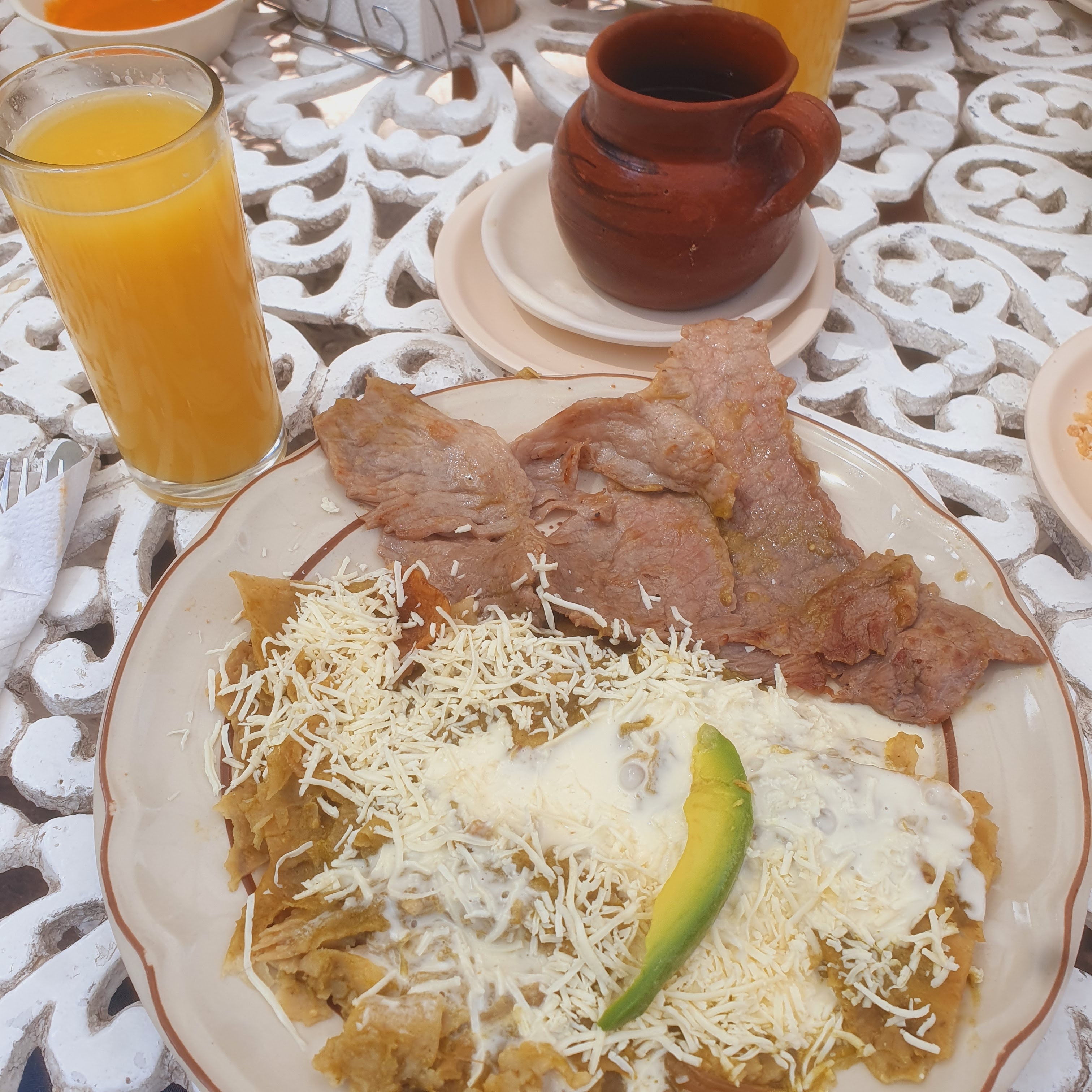 Fonda Rosita image 7