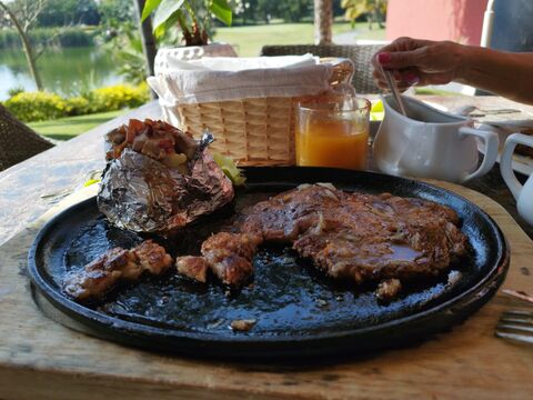Lake View Restaurant image 2