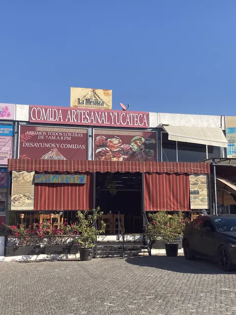 La Mestiza image 1