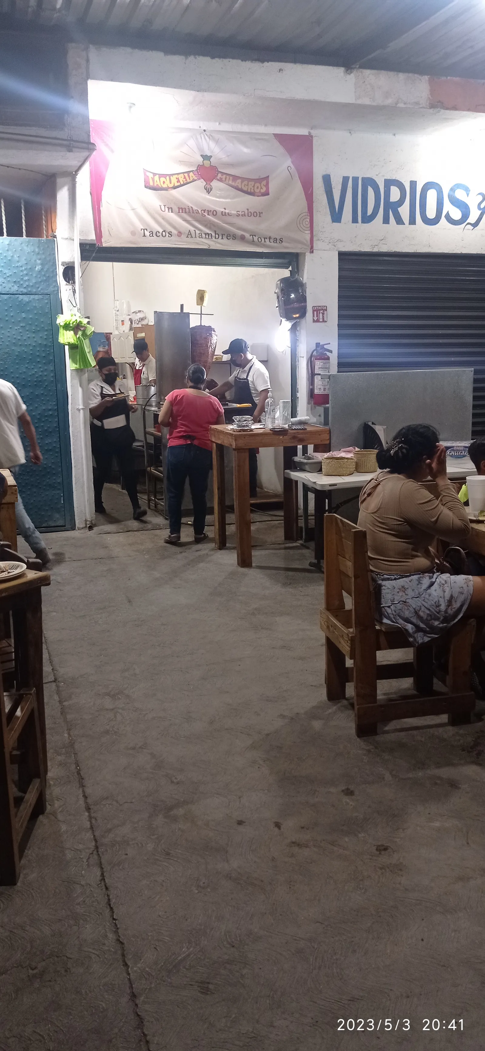 TAQUERIA MILAGROS image 9