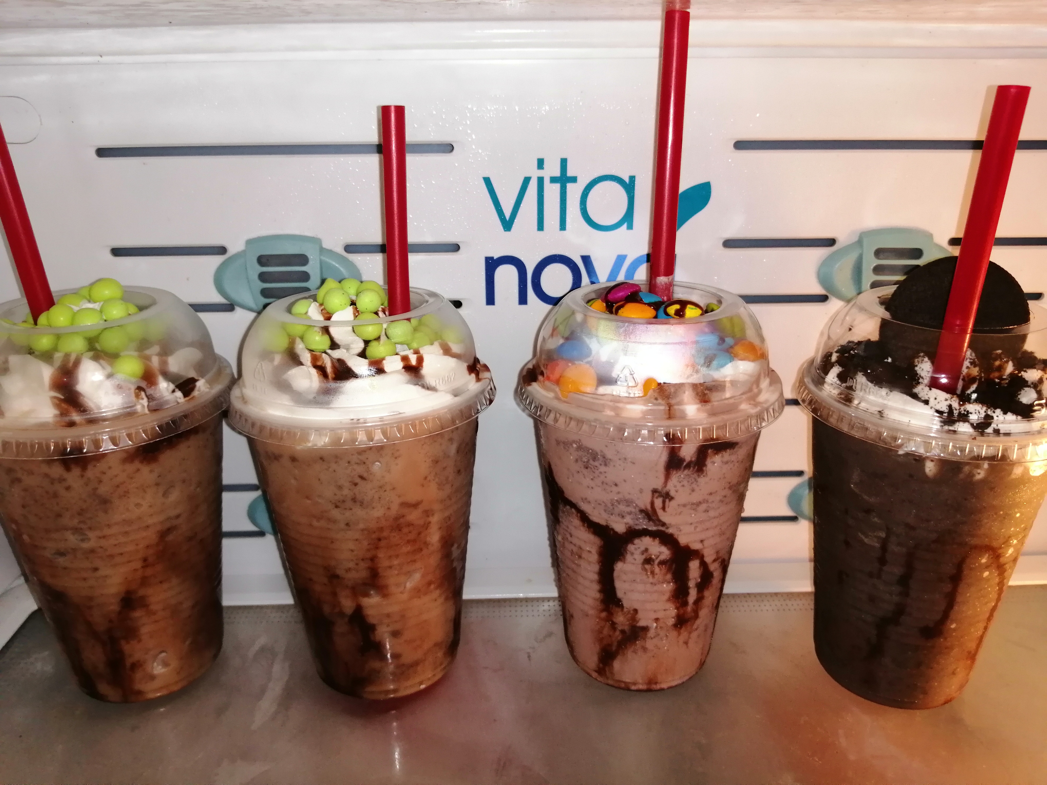 Queen "Frappes, Smoothies, Pizza" image 1