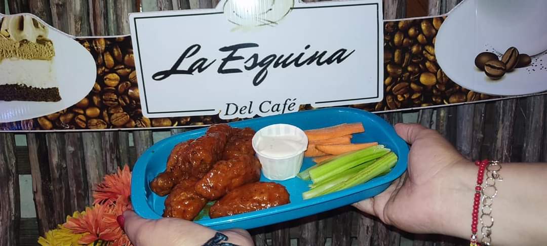 La esquina del cafe image 2