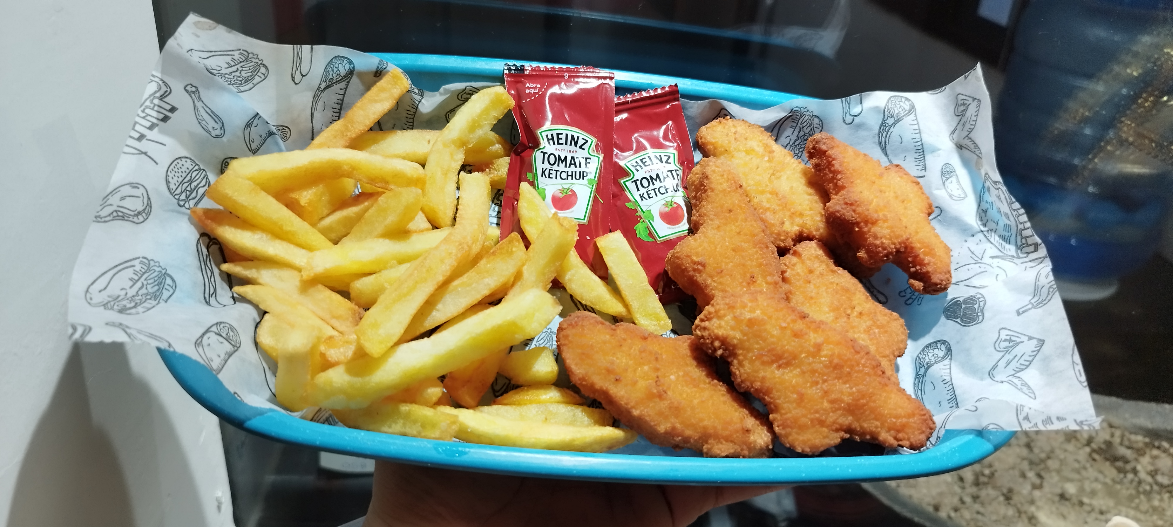 La esquina del cafe image 5