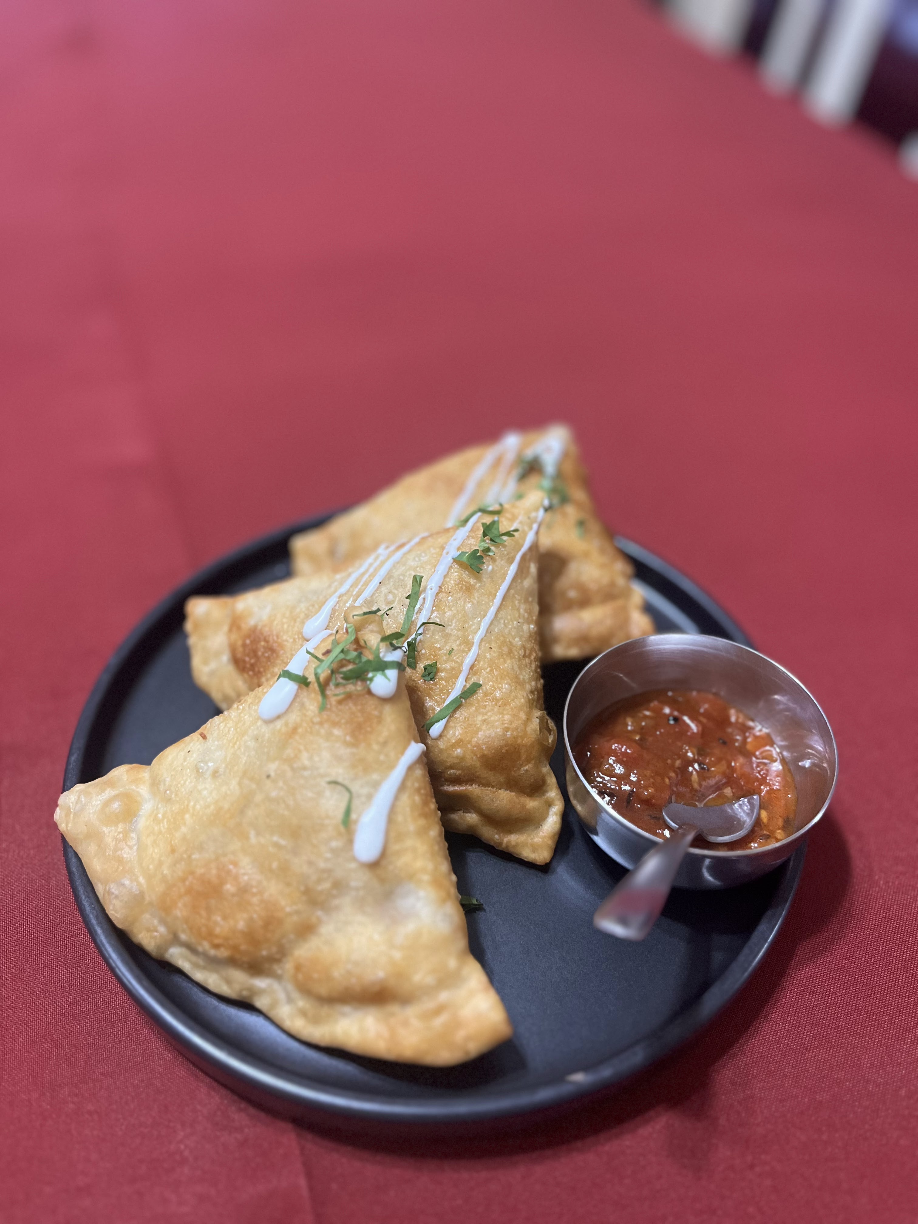 MORA restaurante hindú image 3