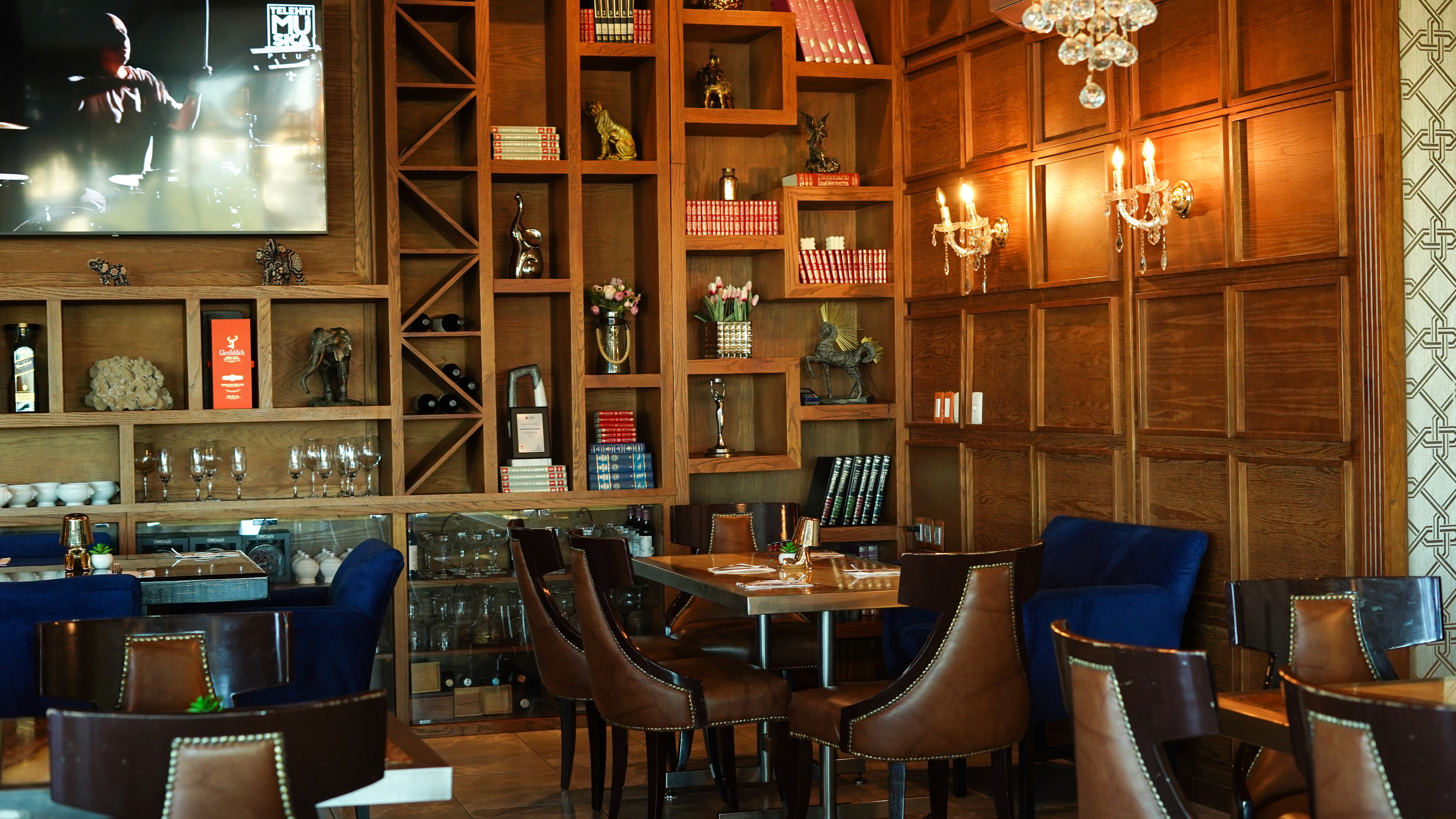 Bonito Restaurant image 6