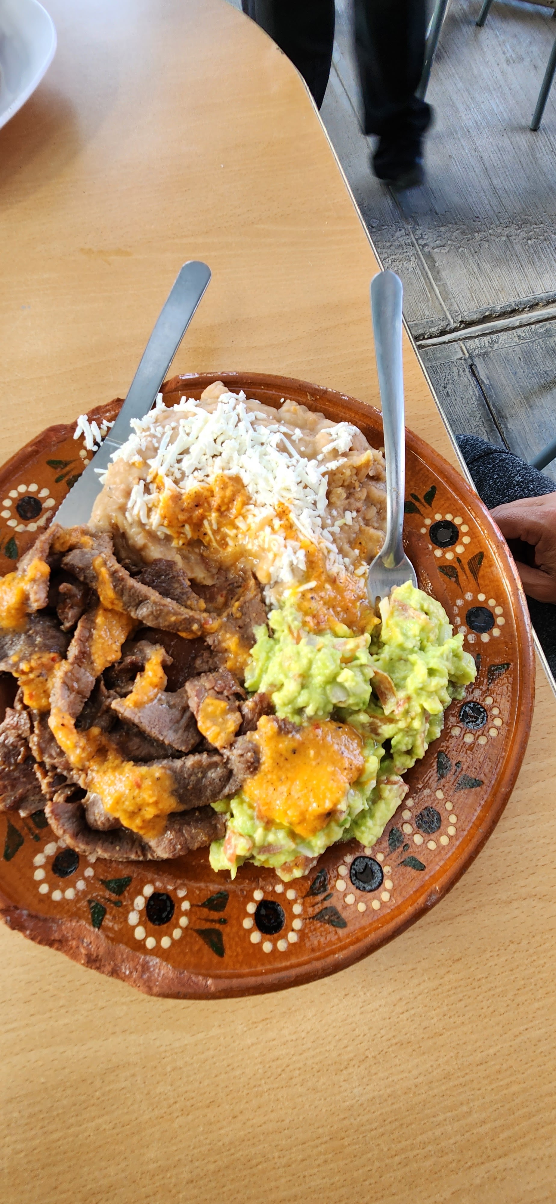 Los Farolitos Senderos image 7