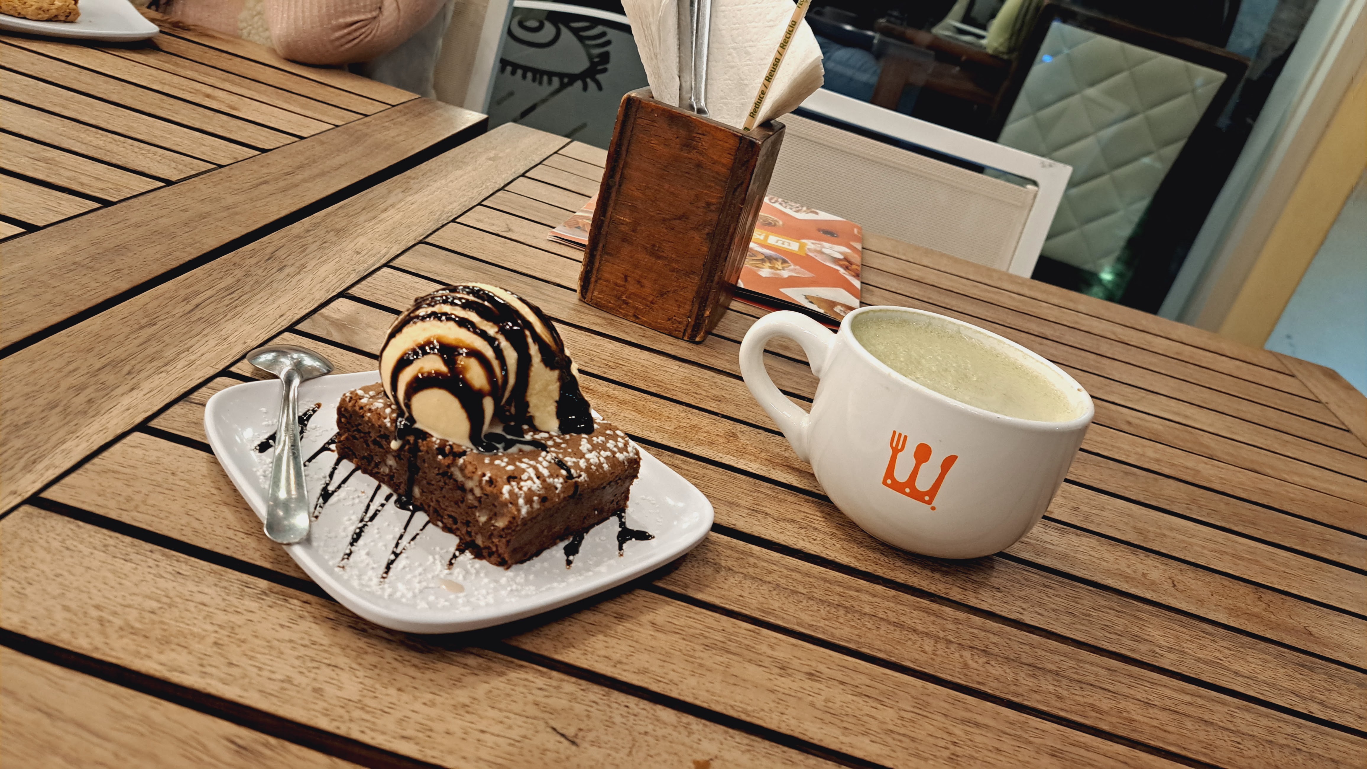 Kingans Independencia ☕ Cafetería y Restaurant Bar en Torreón con Servicio de Desayuno, Comida y Cena image 6