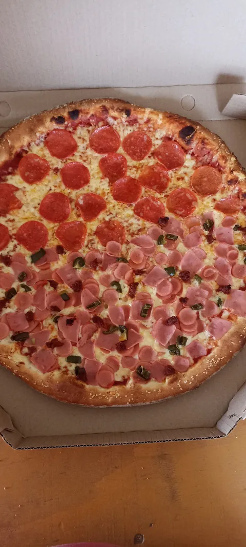 Delyss Pizzas image 1