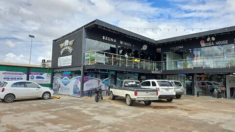 ZONA WINGS image 2