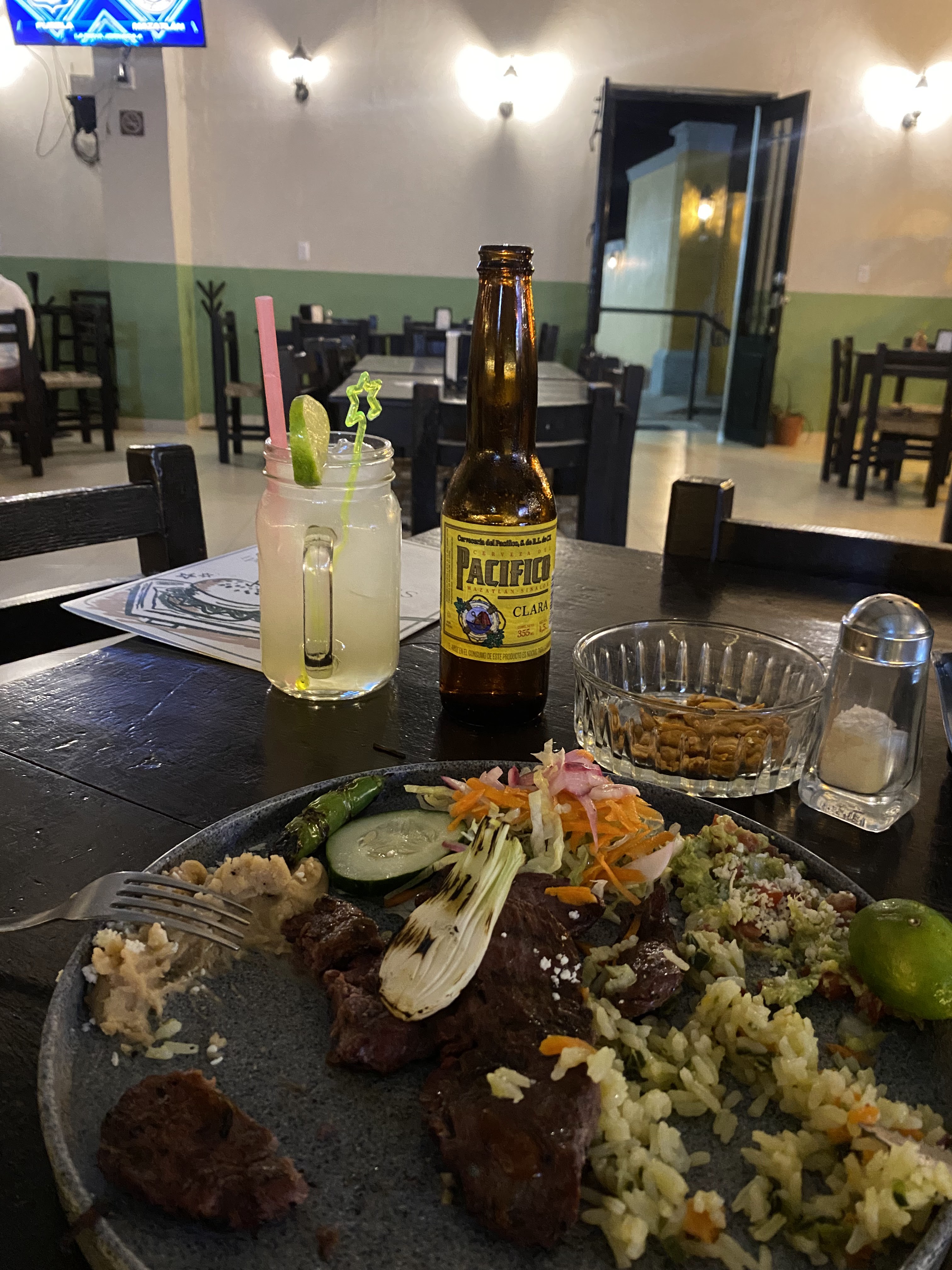 La Esquina Restaurant & Bar image 5