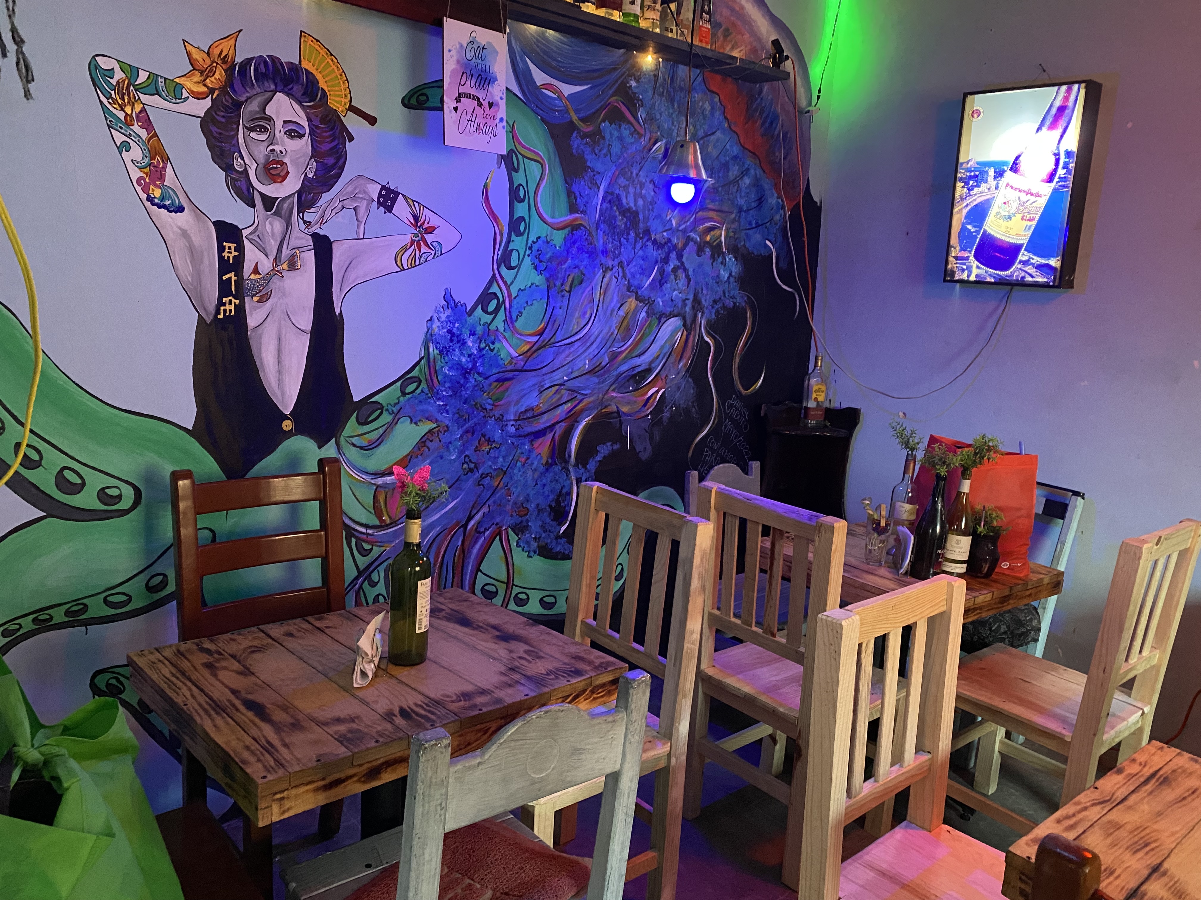 Kabuto sushi restaurant bar image 5