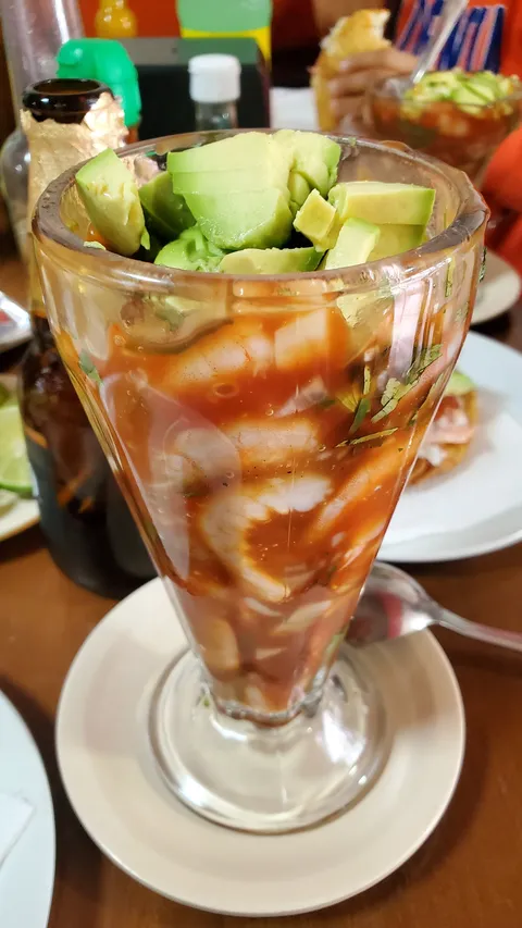 Mariscos 2000 Fede image 1