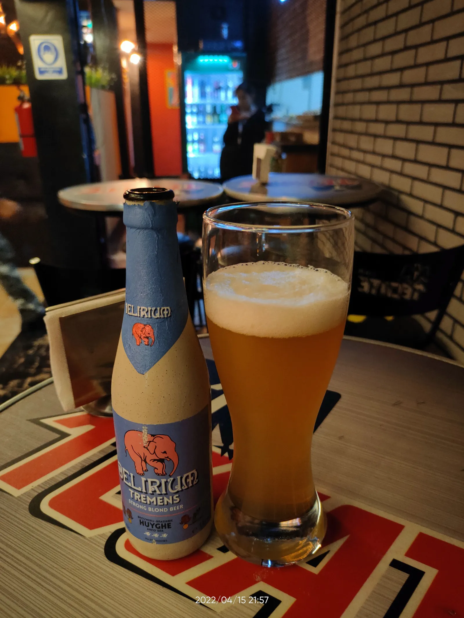 BARRIO ALITAS Y CERVEZA image 6