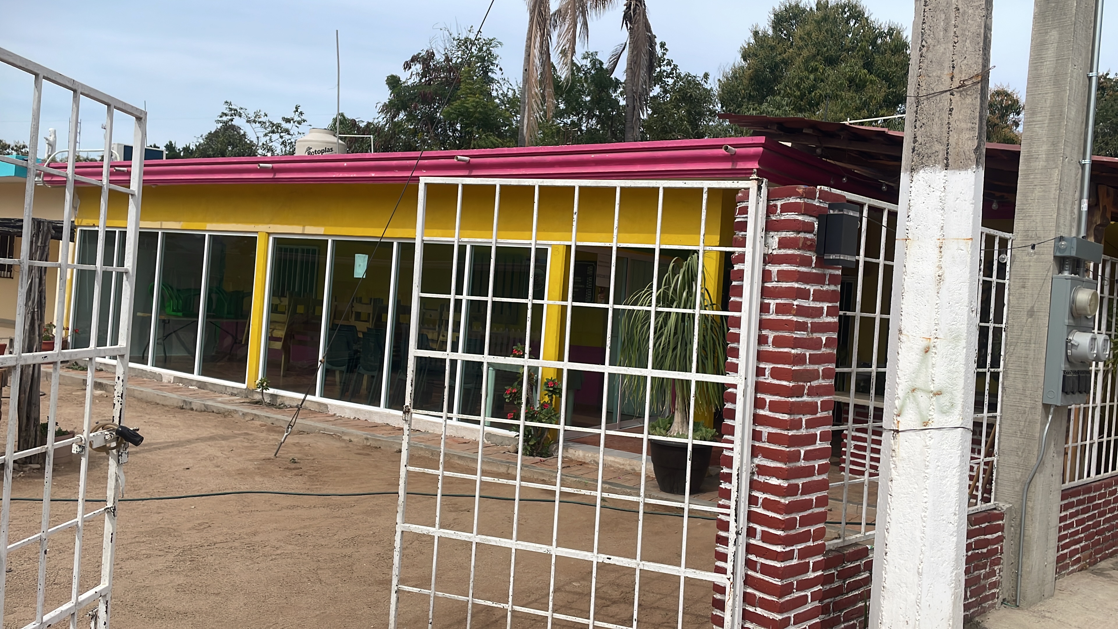 Cenaduria el sazón image 4