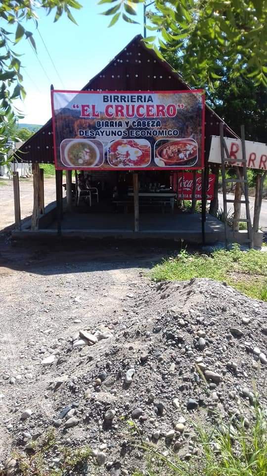 Birrieria El Crucero de coyotitan image 4