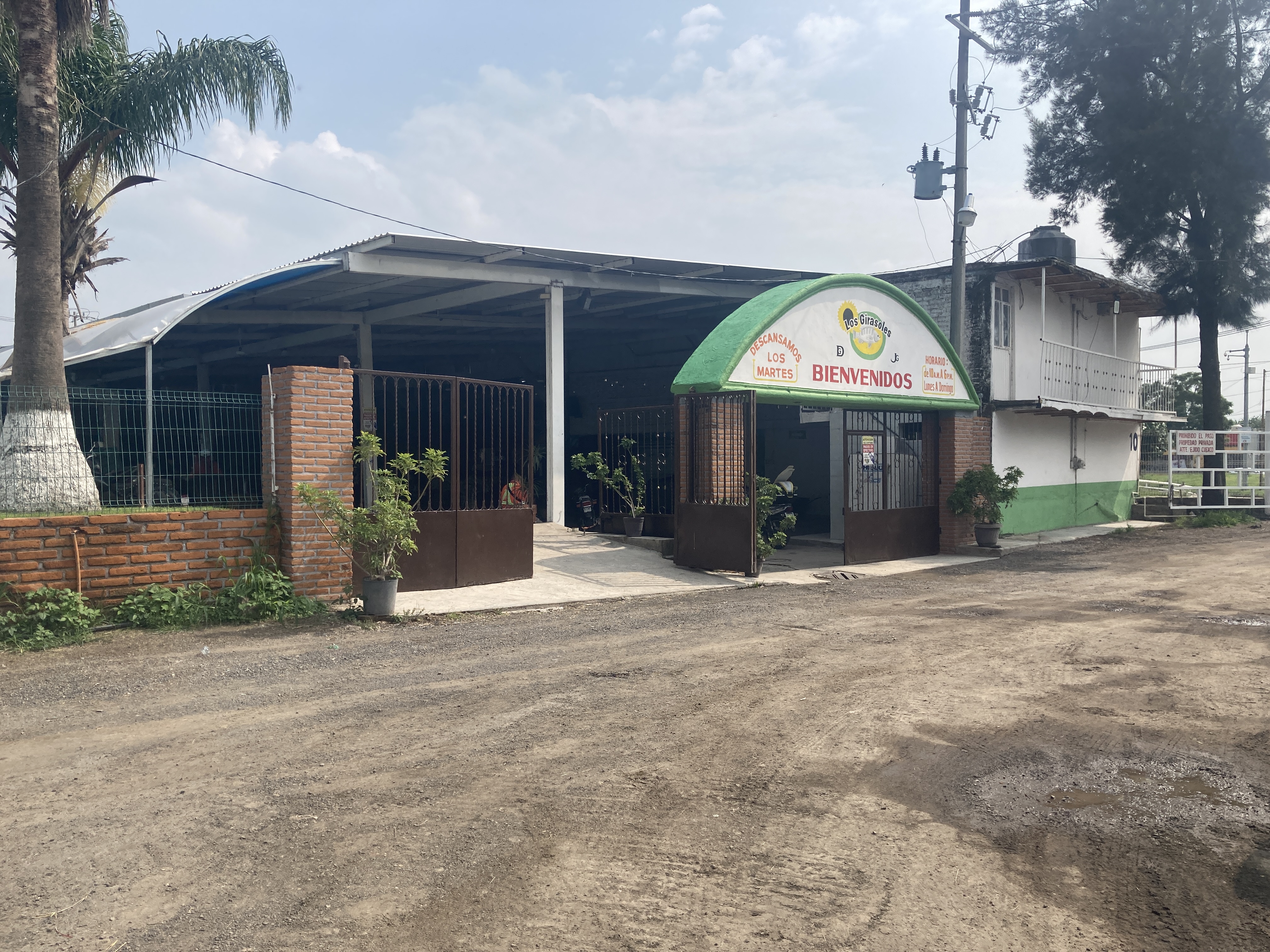 Restaurant Familiar Los Girasoles image 9