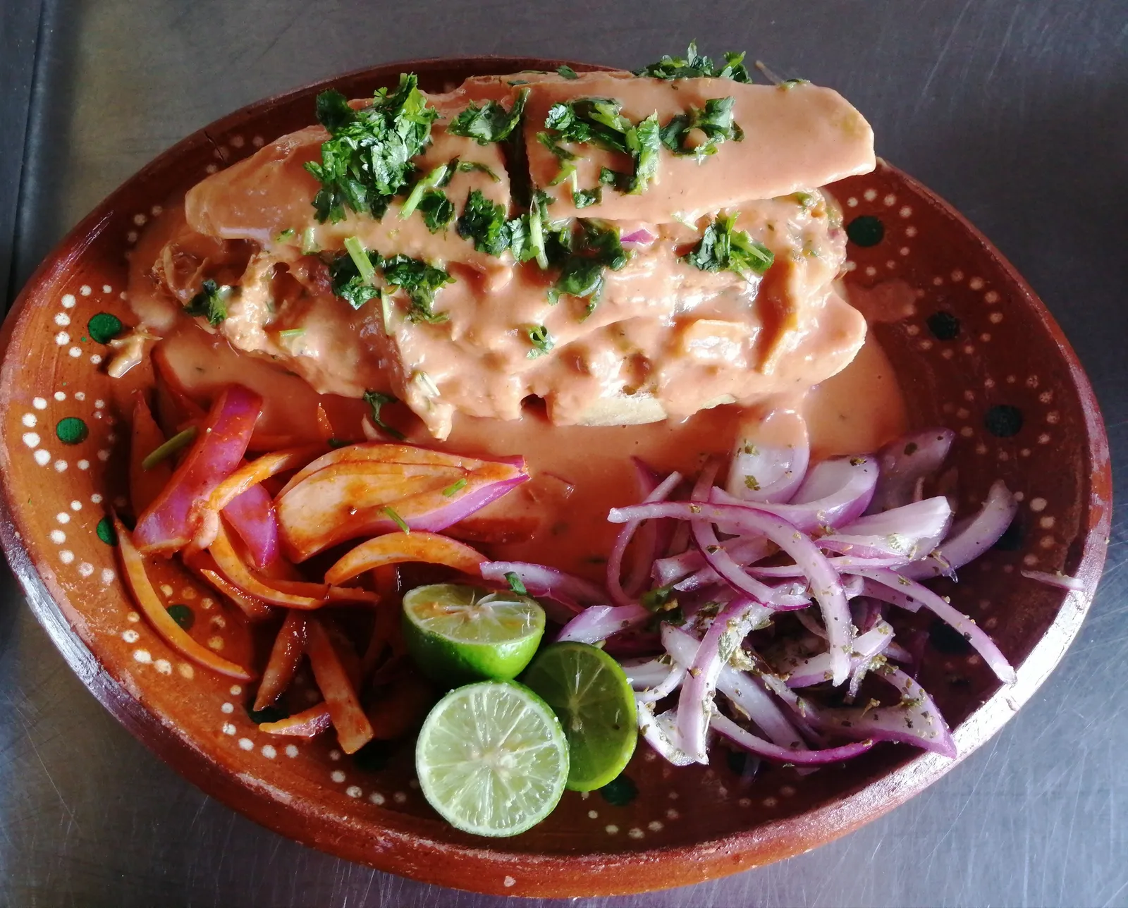 Las Famosas Tortas Ahogadas image 7
