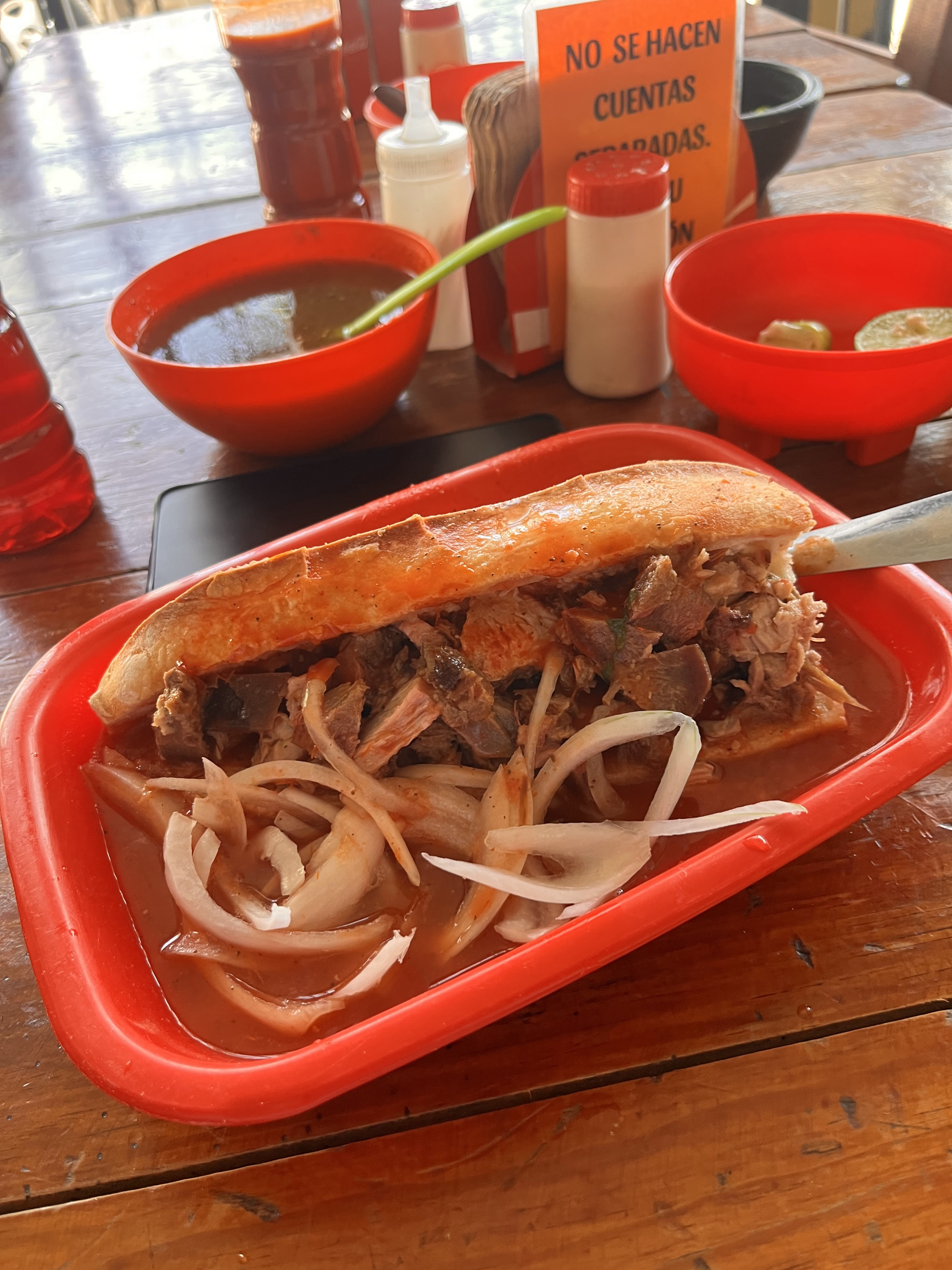 Tacos de barbacoa los monkikis image 1