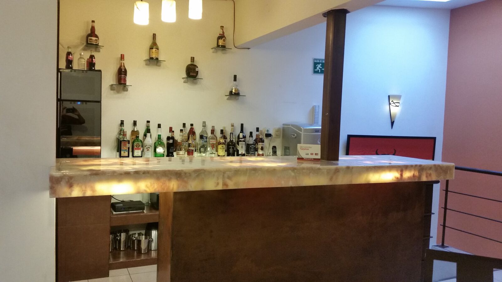El Bodegón image 9