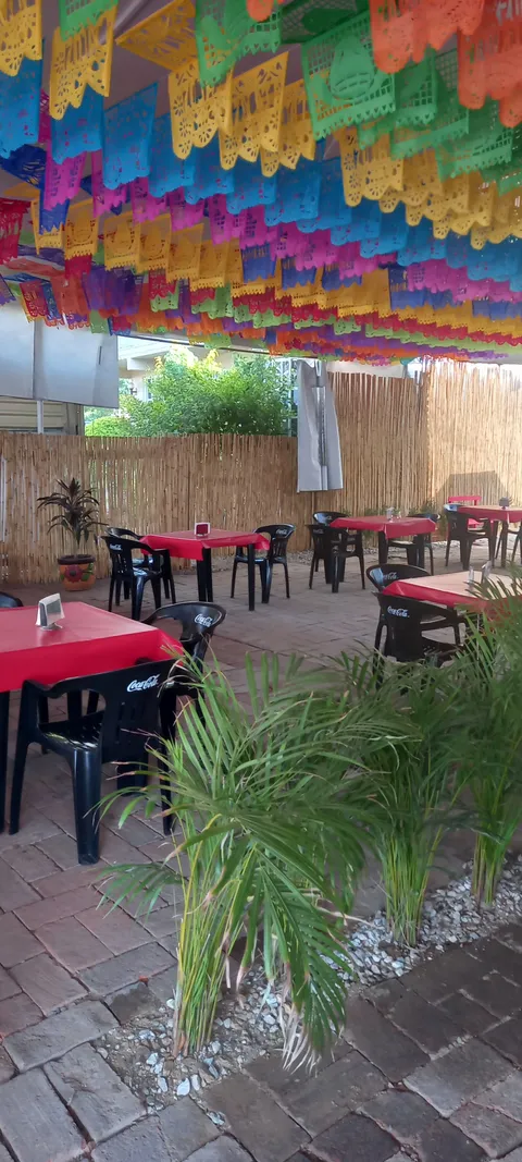 Los Sombrerudos image 4