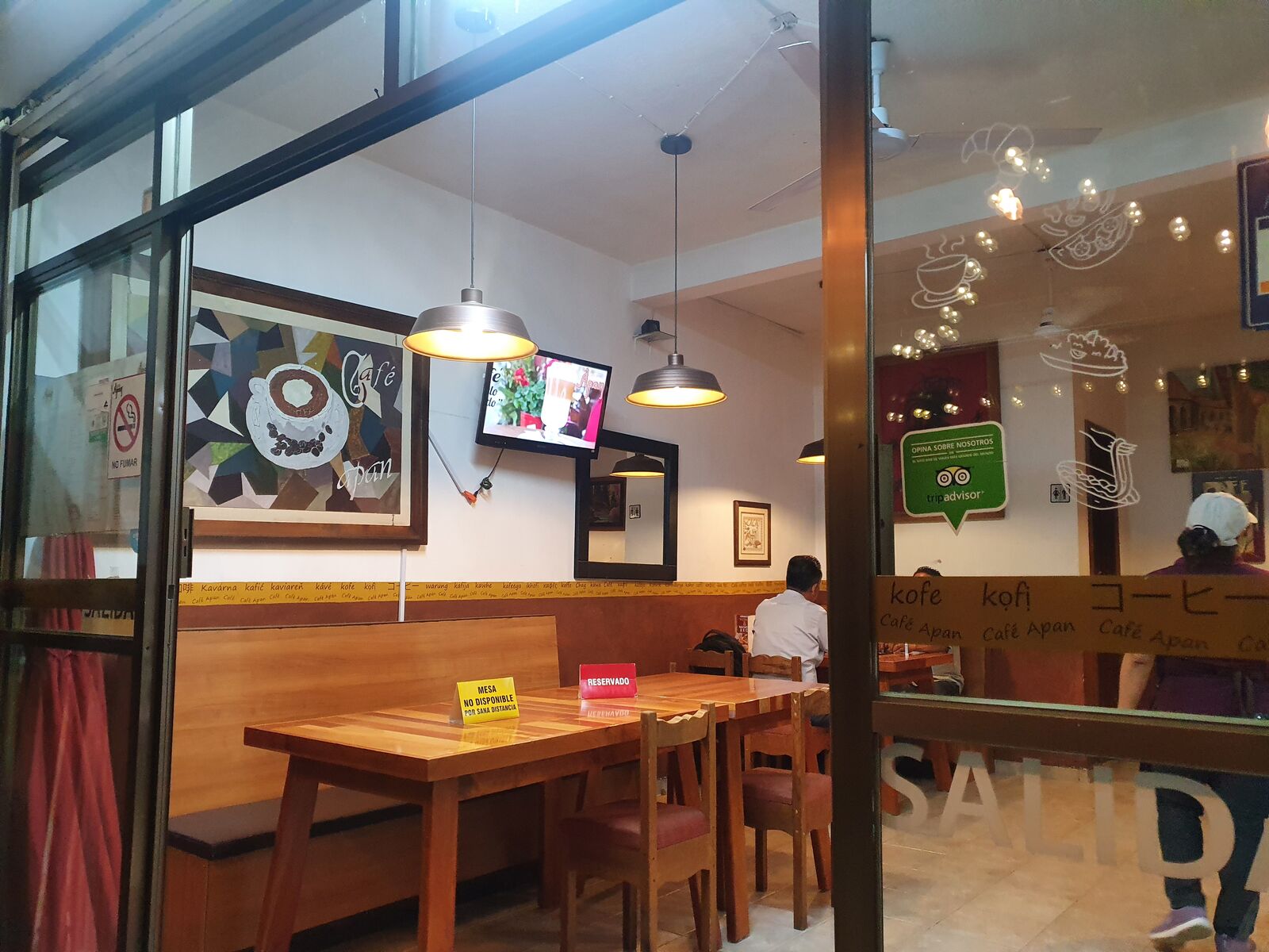 Café Apan image 7