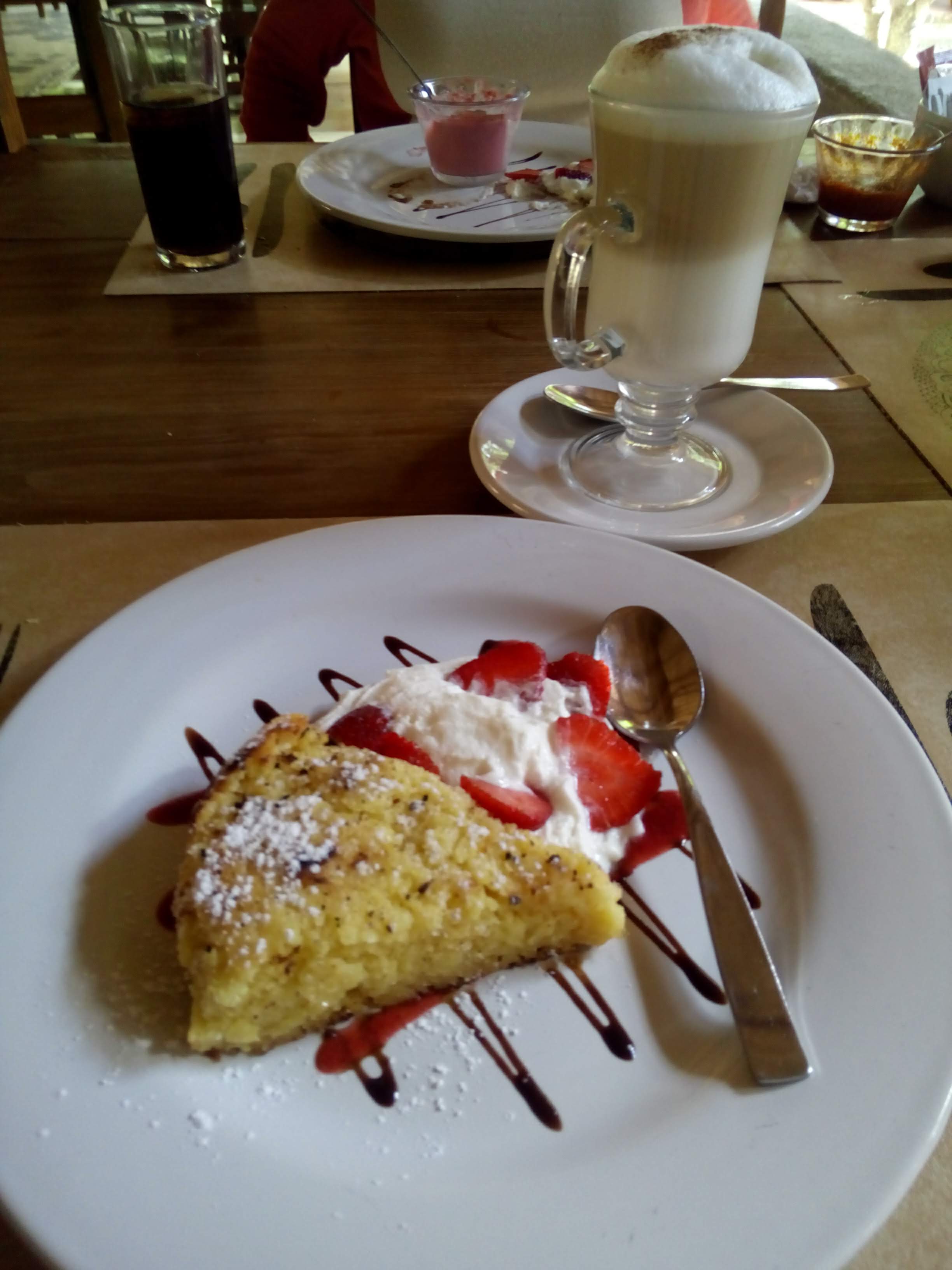 Resturante Crayola Pizzeria y Asadero image 10