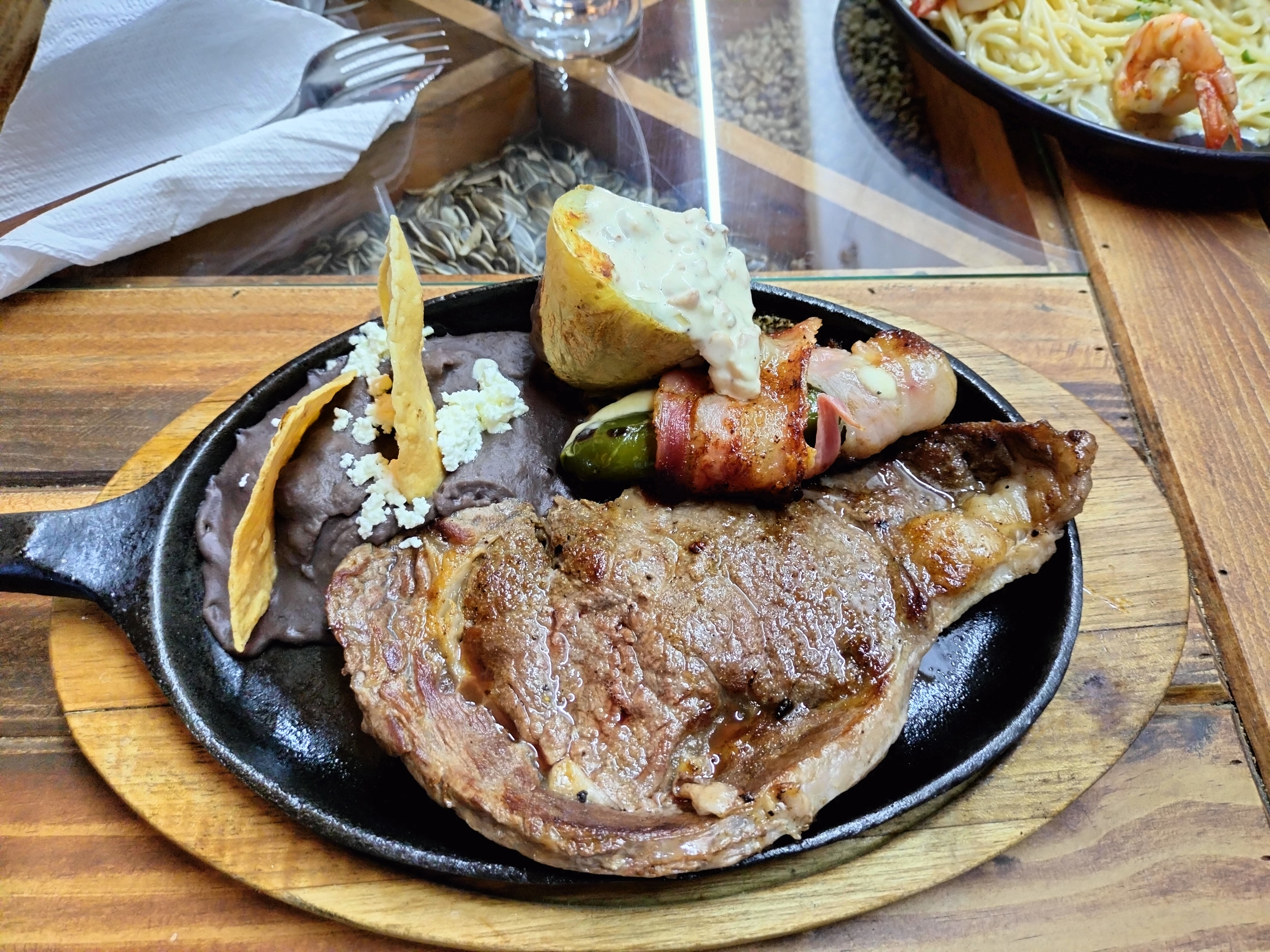 Los Adobes Restaurant image 2