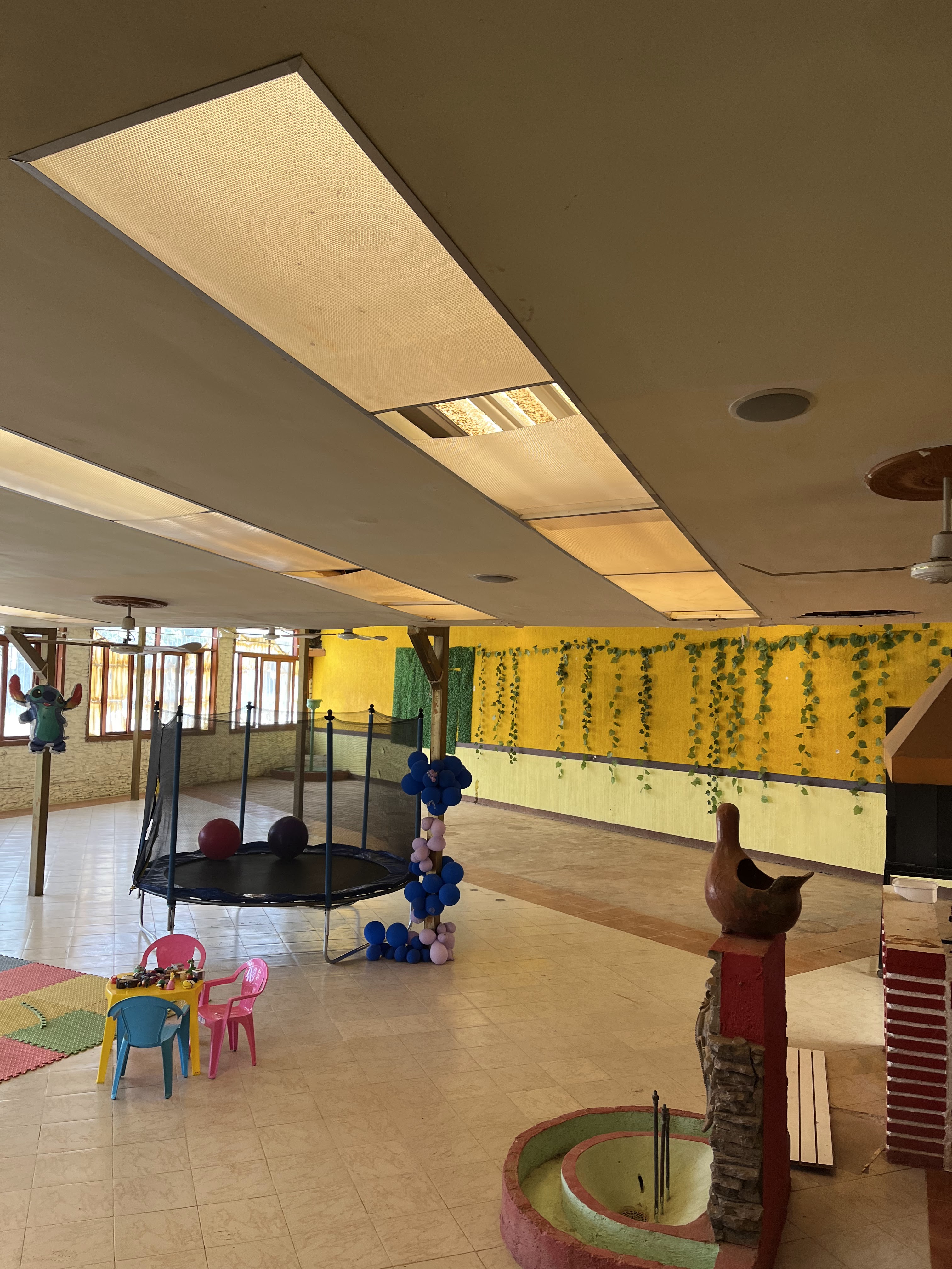 El Buen Puerto Restaurante image 6