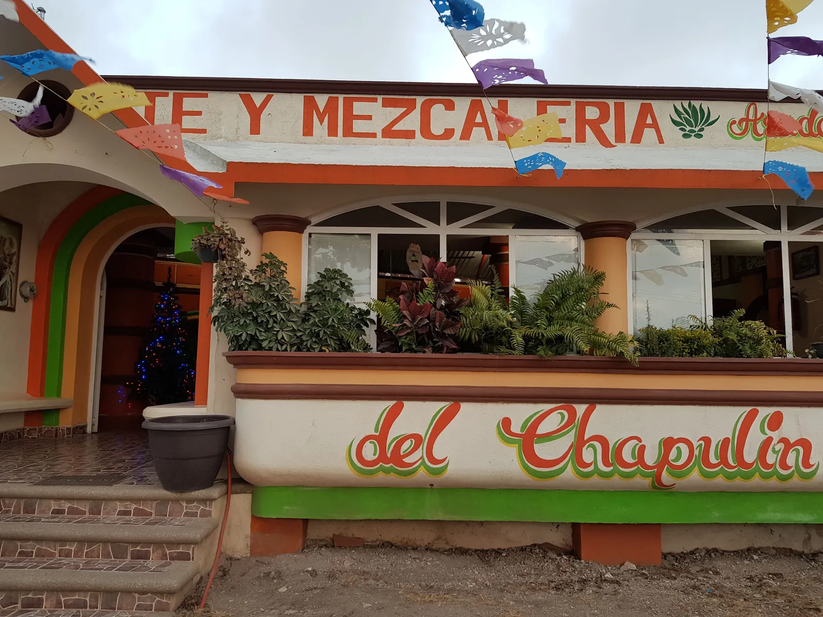 Asador El Chapulín Restaurante y Mezcalería image 1