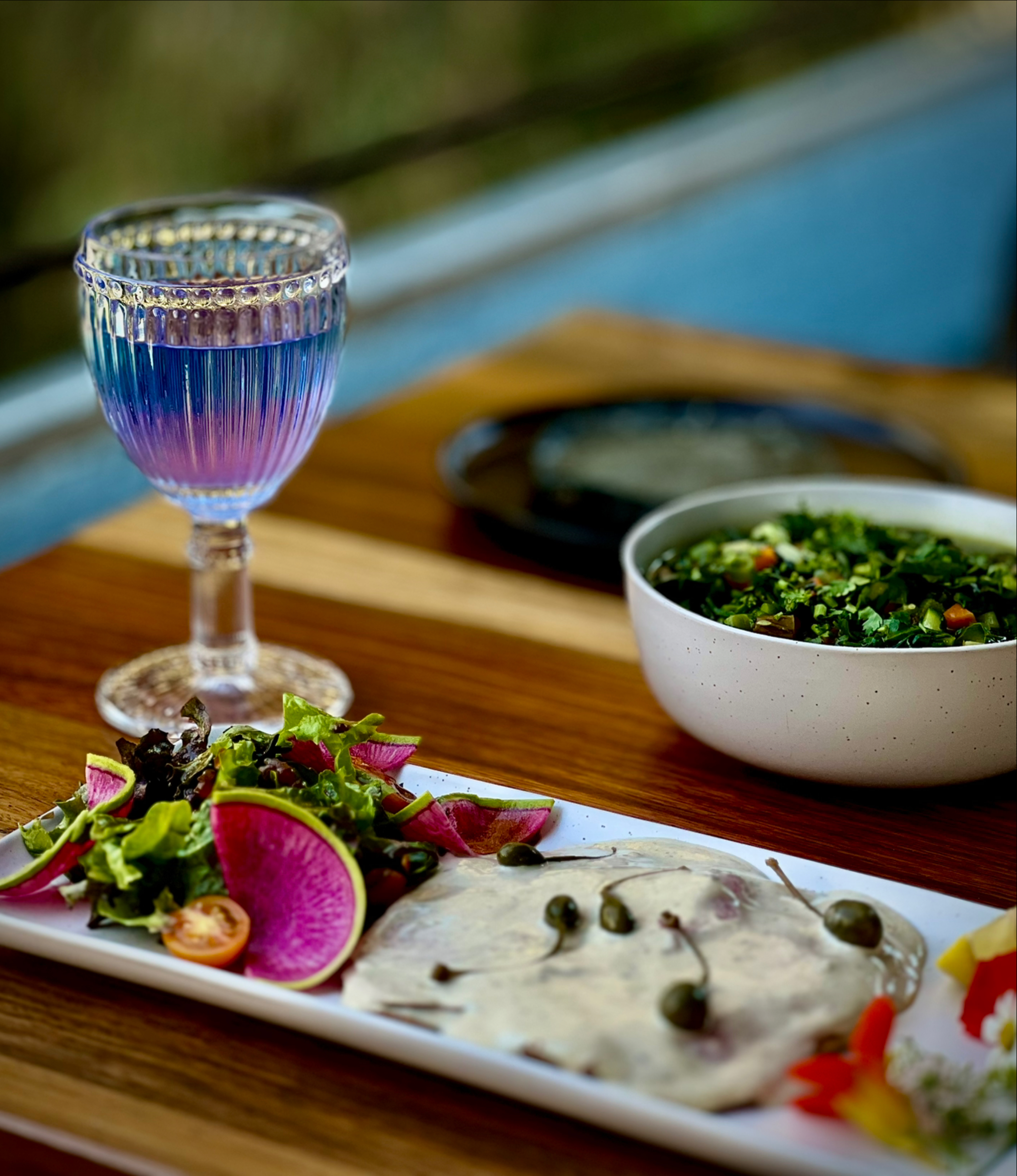 CABINET Restaurant & Bar image 4