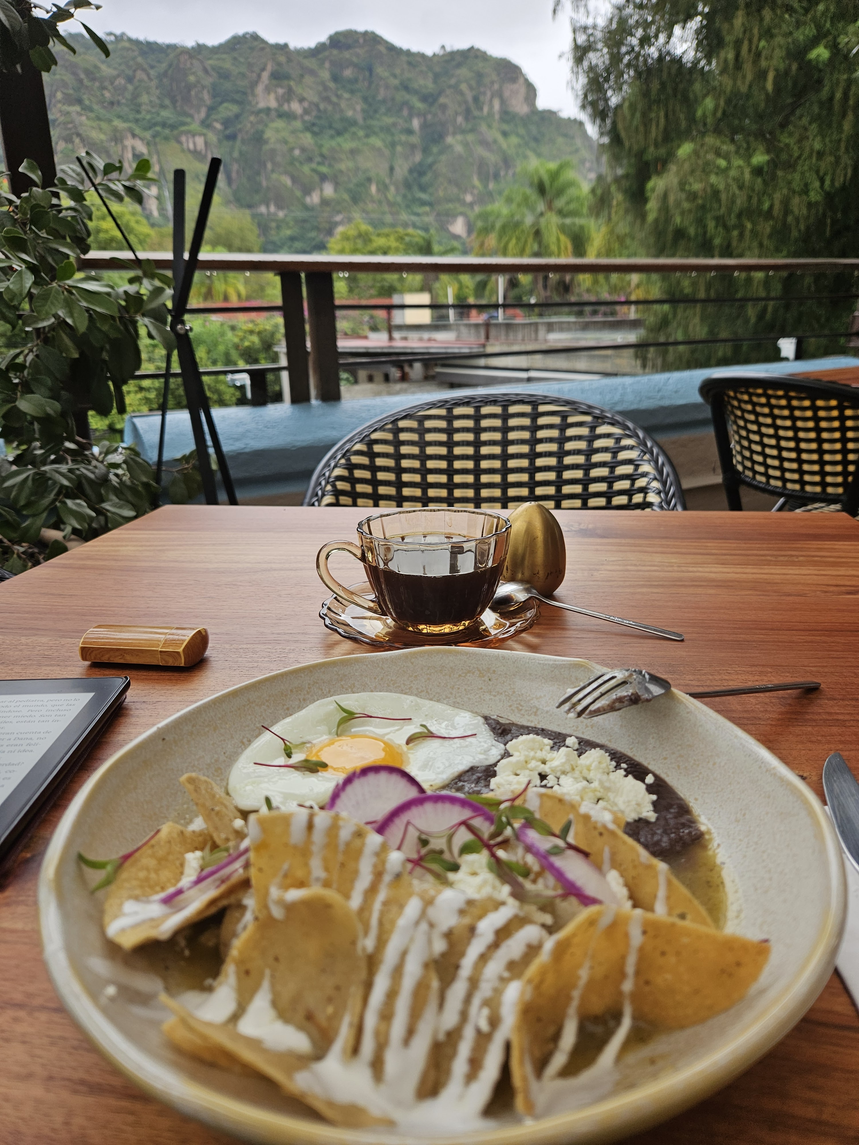 CABINET Restaurant & Bar image 9