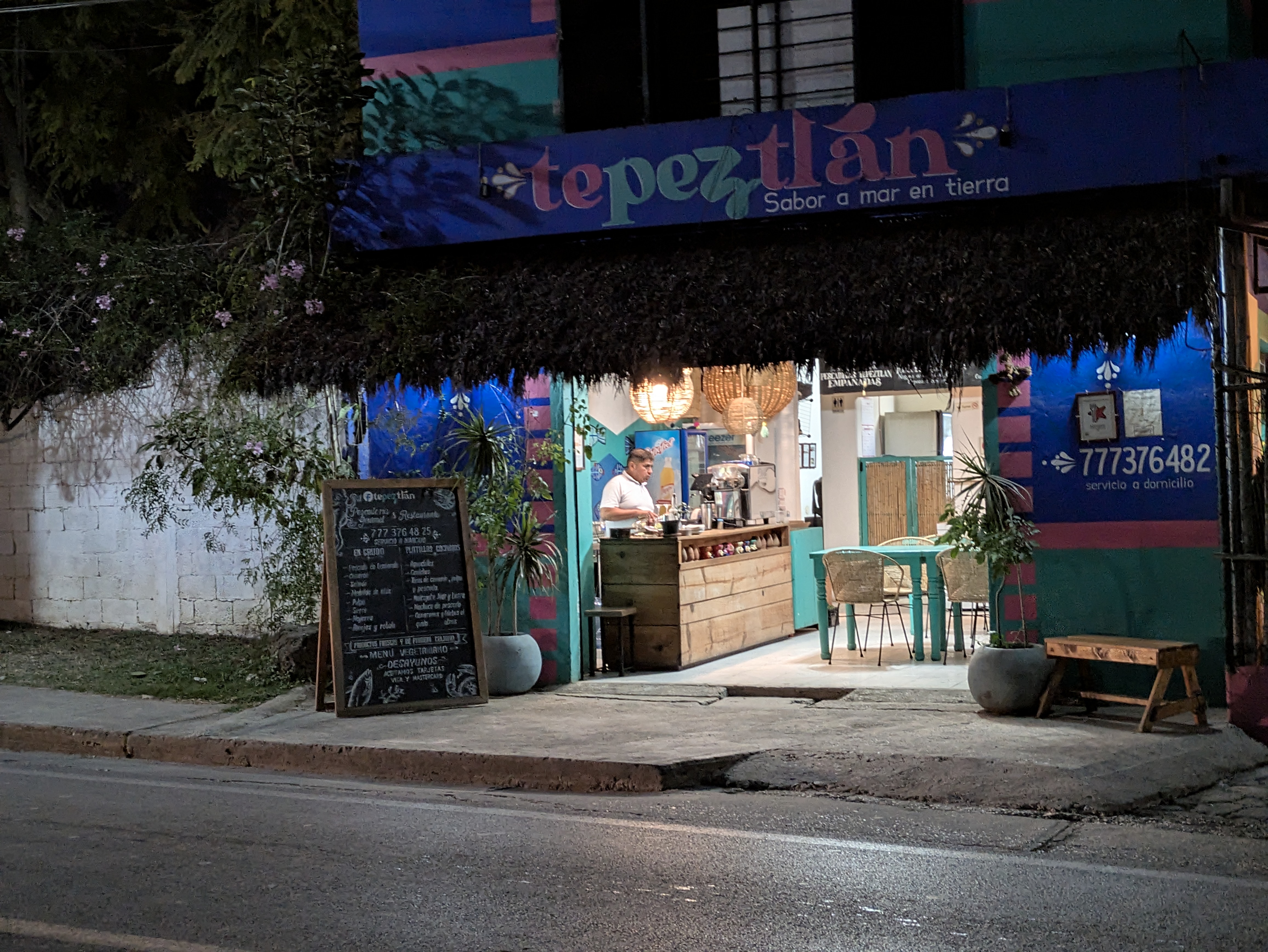TePeztlán Restaurante de Mariscos image 1