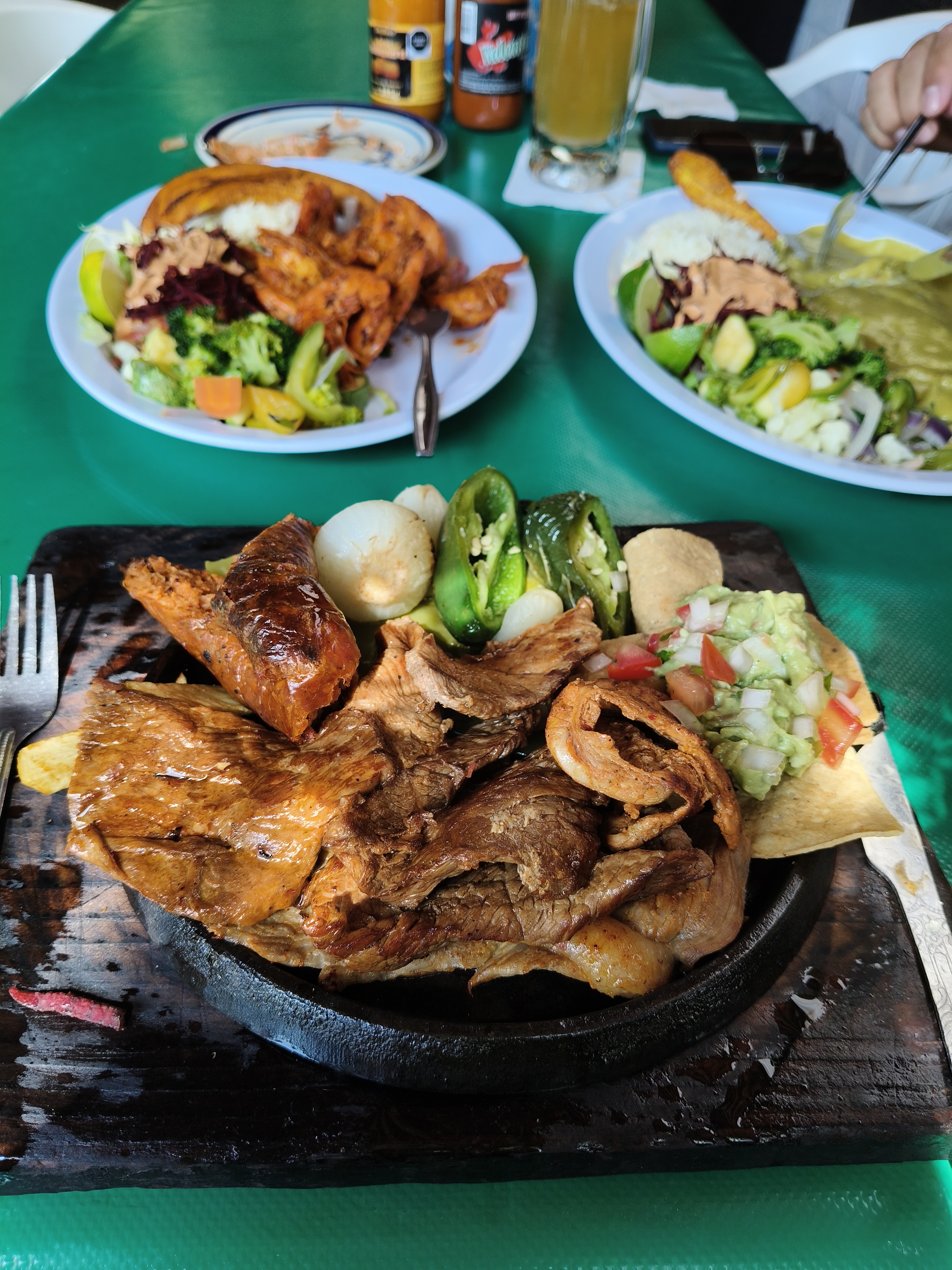 Restaurant Los Molcajetes Mar Y Tierra image 3