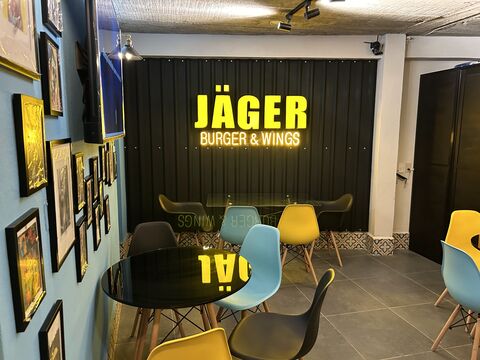 JÄGER •Constitución• image 1
