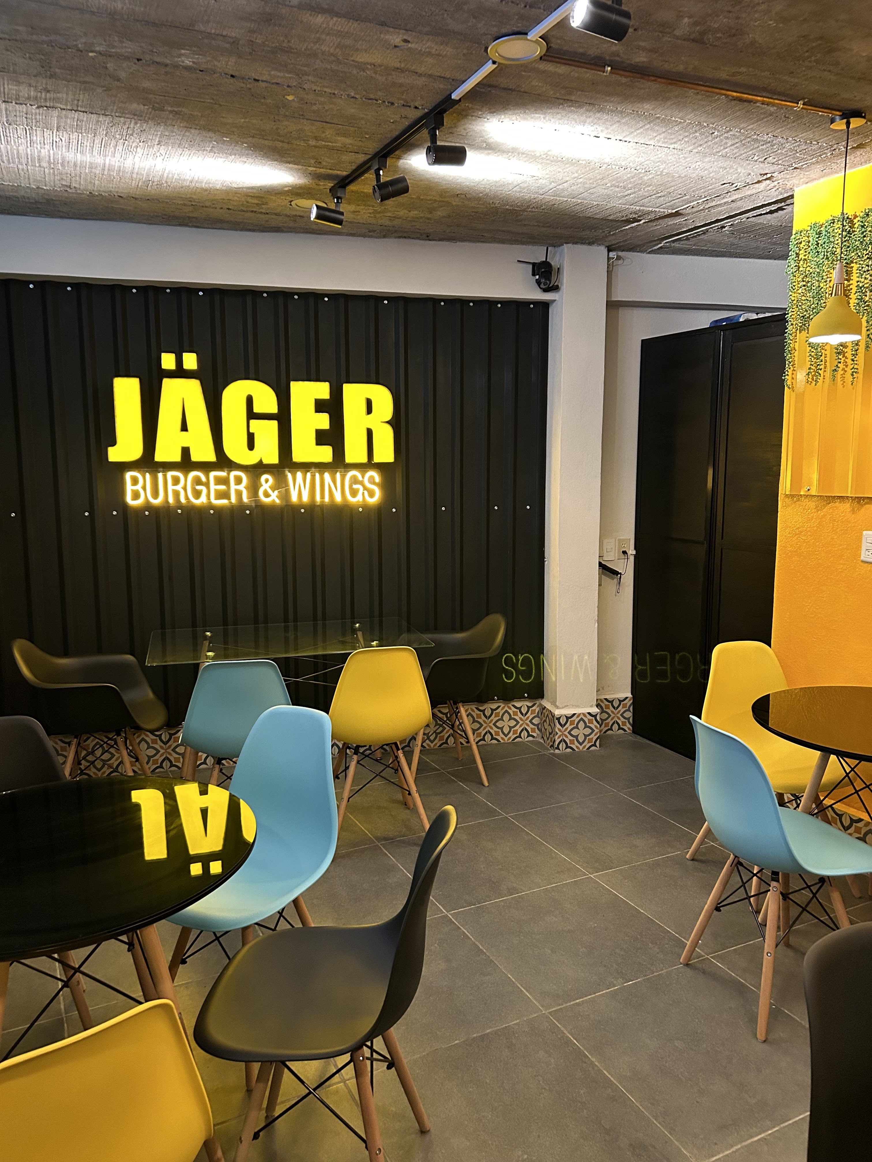JÄGER •Constitución• image 10