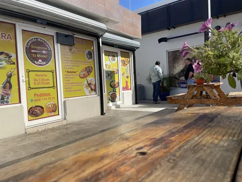 Restaurant El Miniki image 1