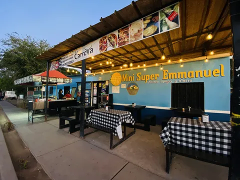 Mini Super Emmanuel Y Taqueria image 1