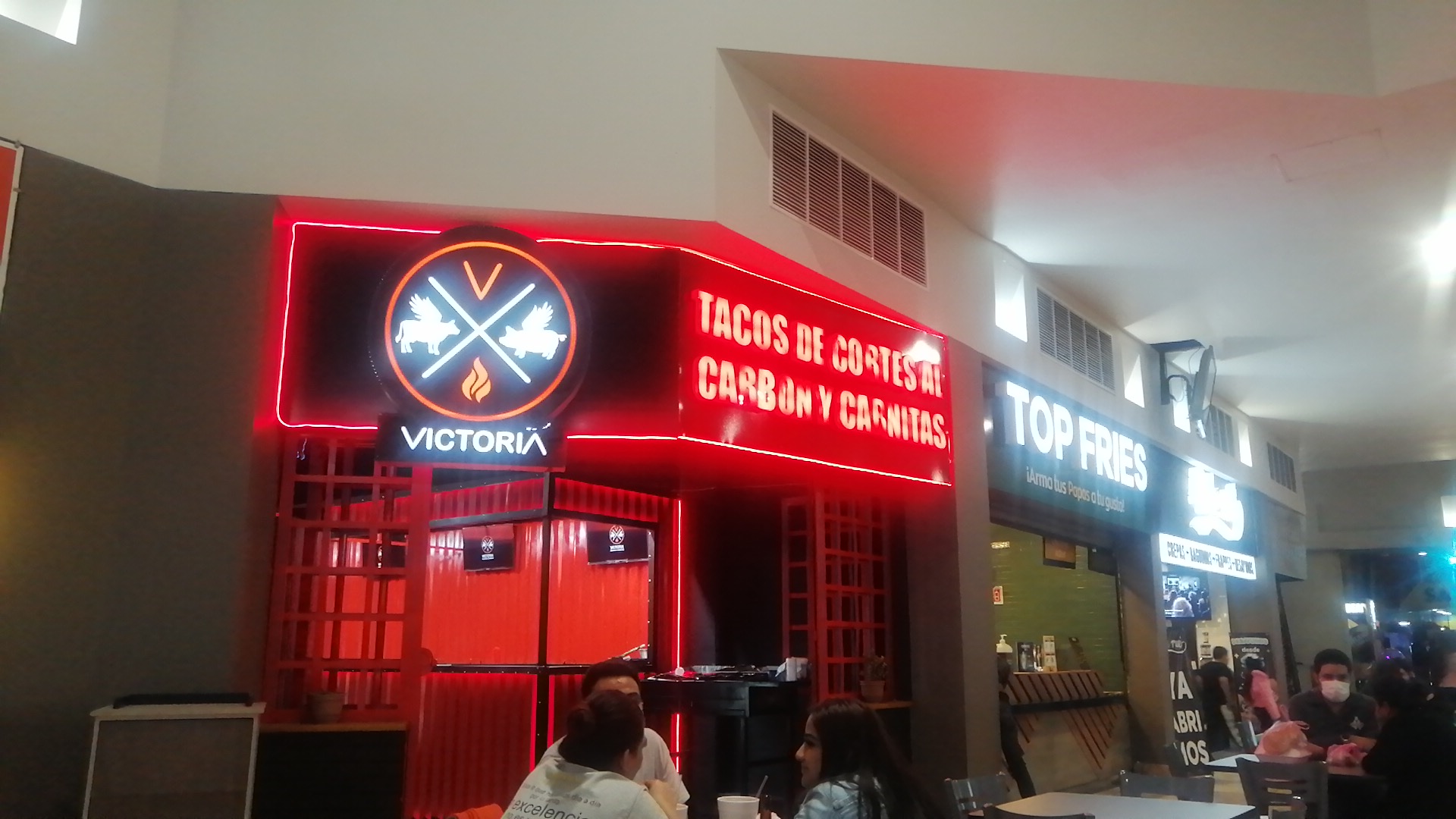 Centro max area comidas image 6