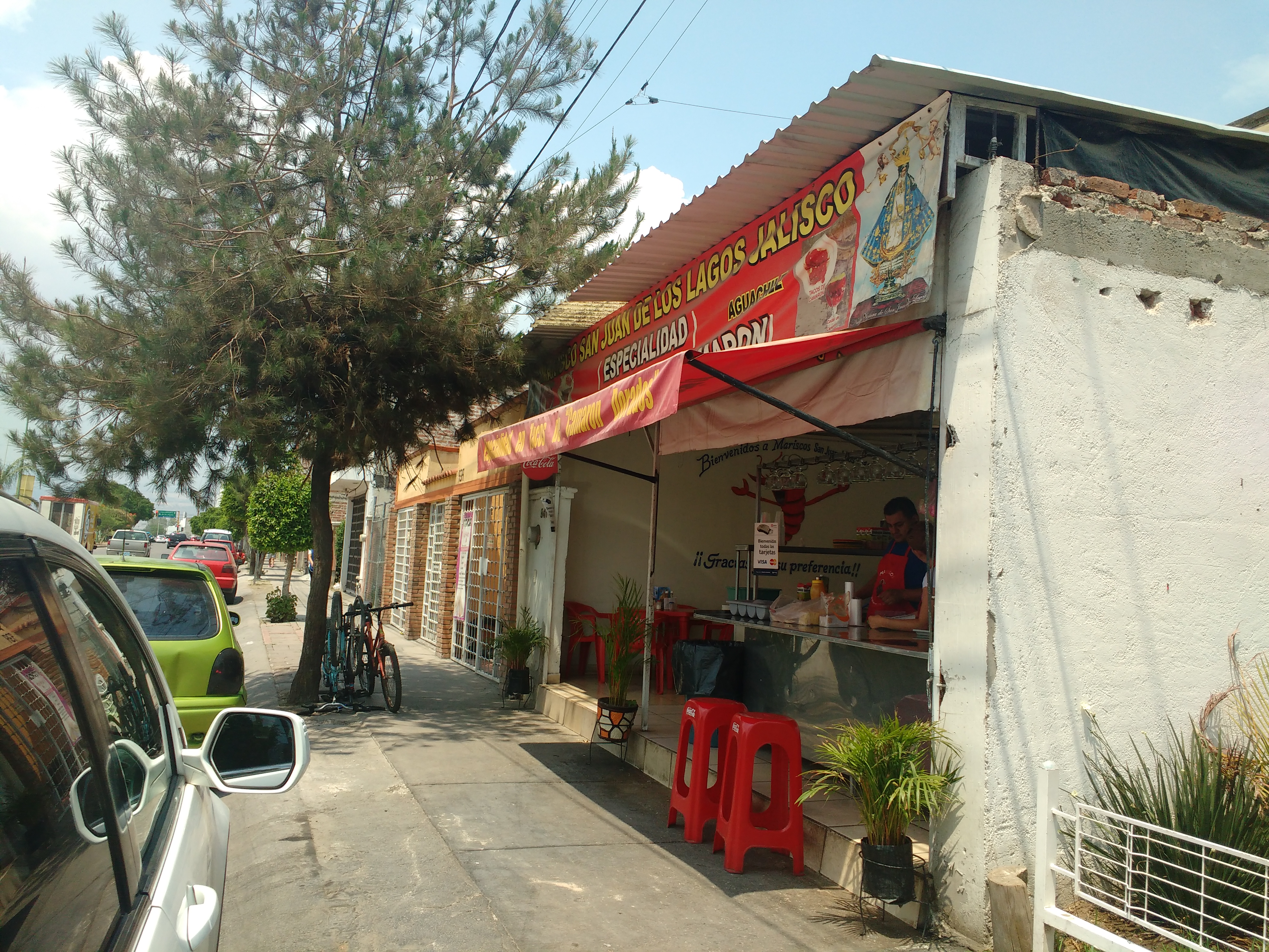 Mariscos San Juan De Los Lagos image 3