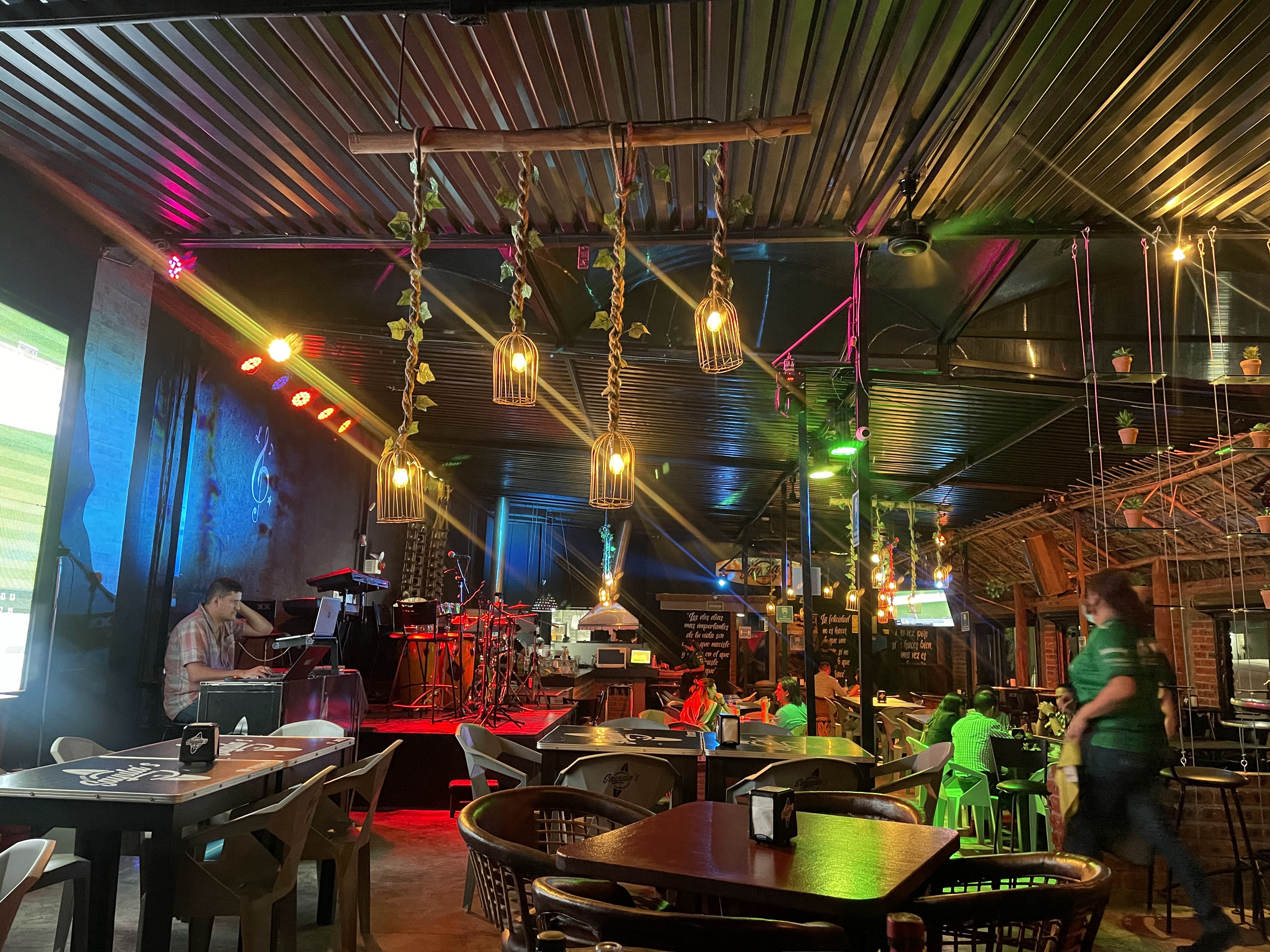 Sayula's Restaurant - Bar image 1