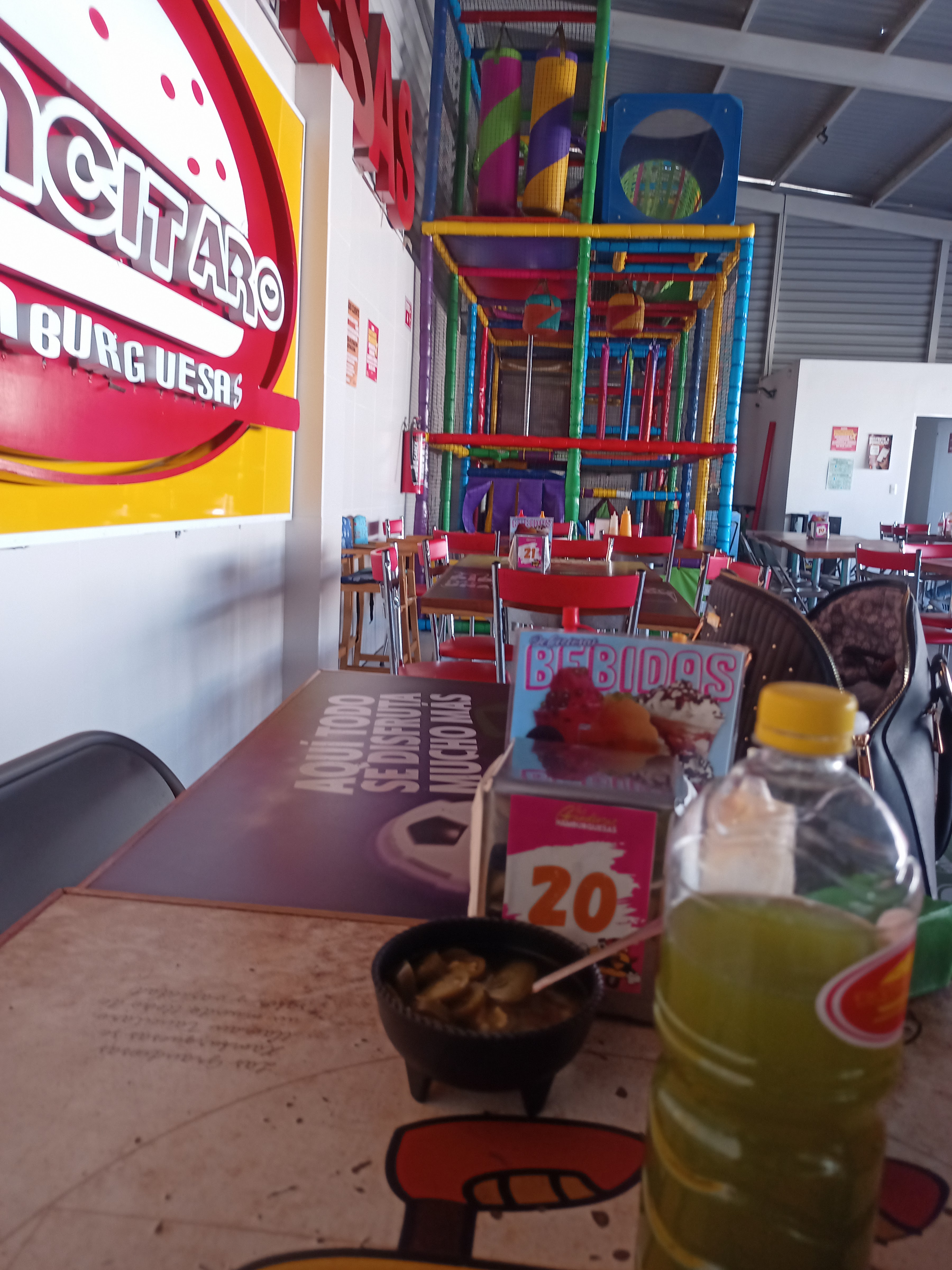 Hamburguesas Tancitaro Delta image 7