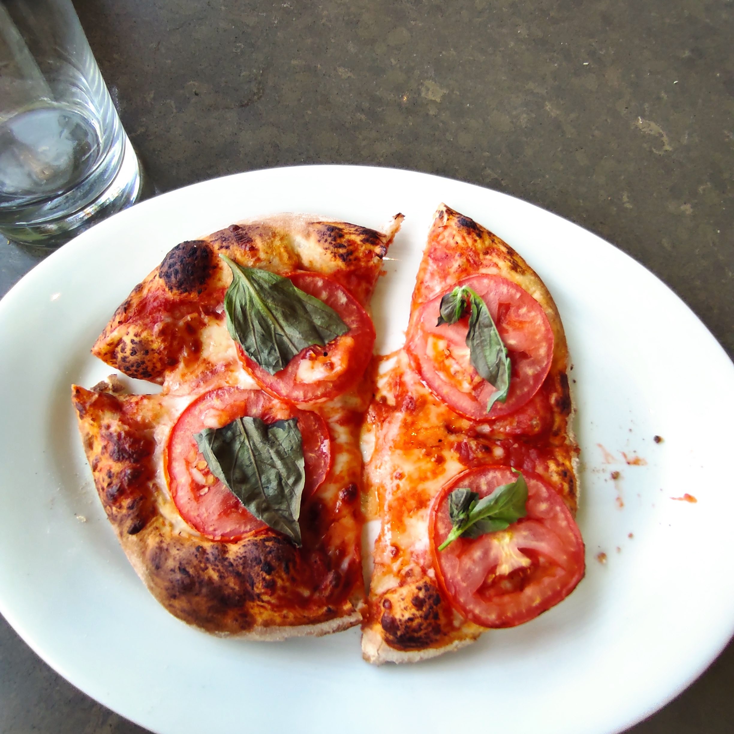 Italianni's León Altacia image 10