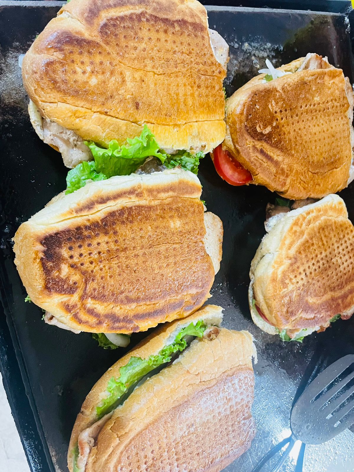 Tortas El Crucero image 1