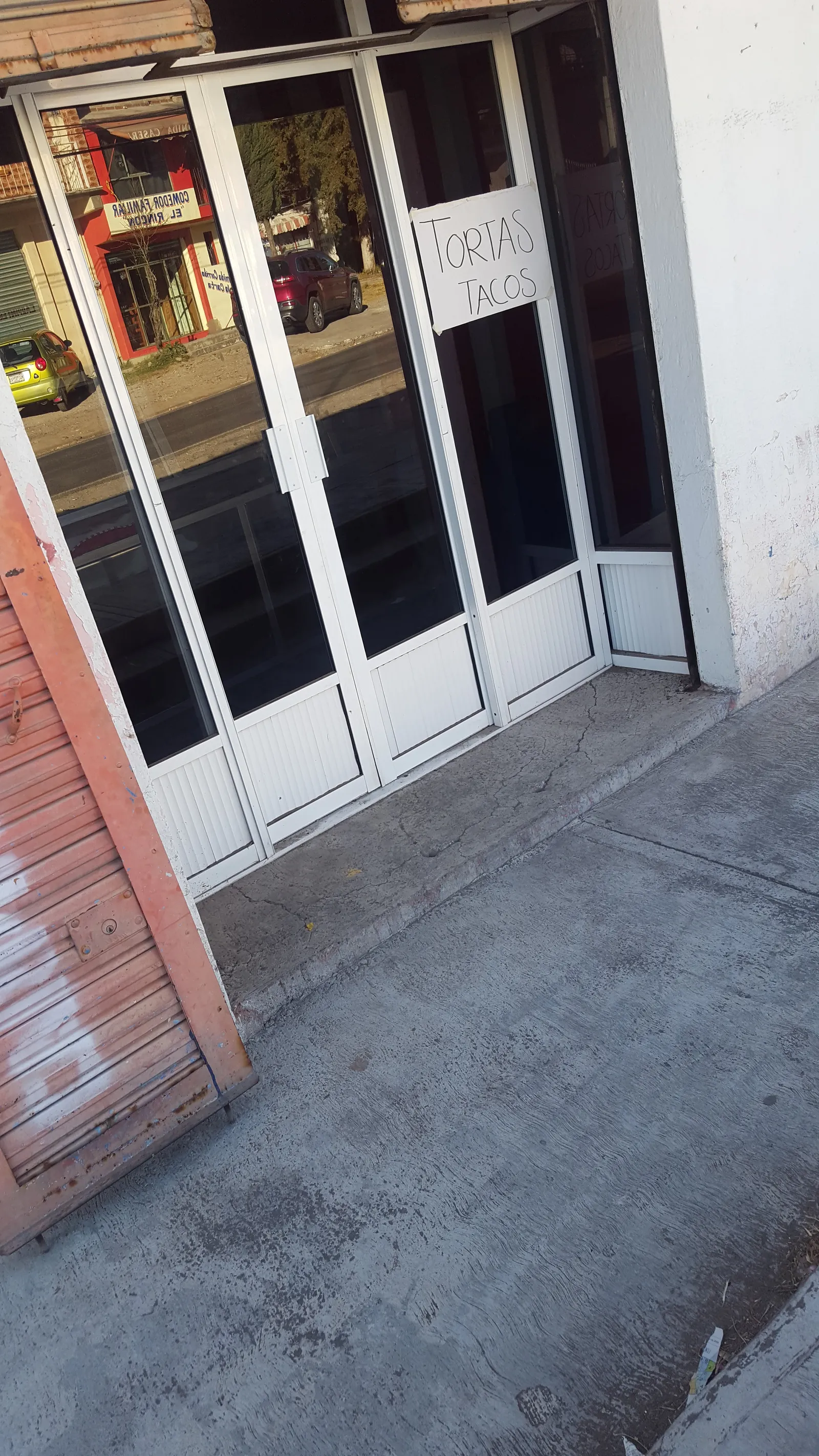 Taqueria El Buen Pastor. image 4