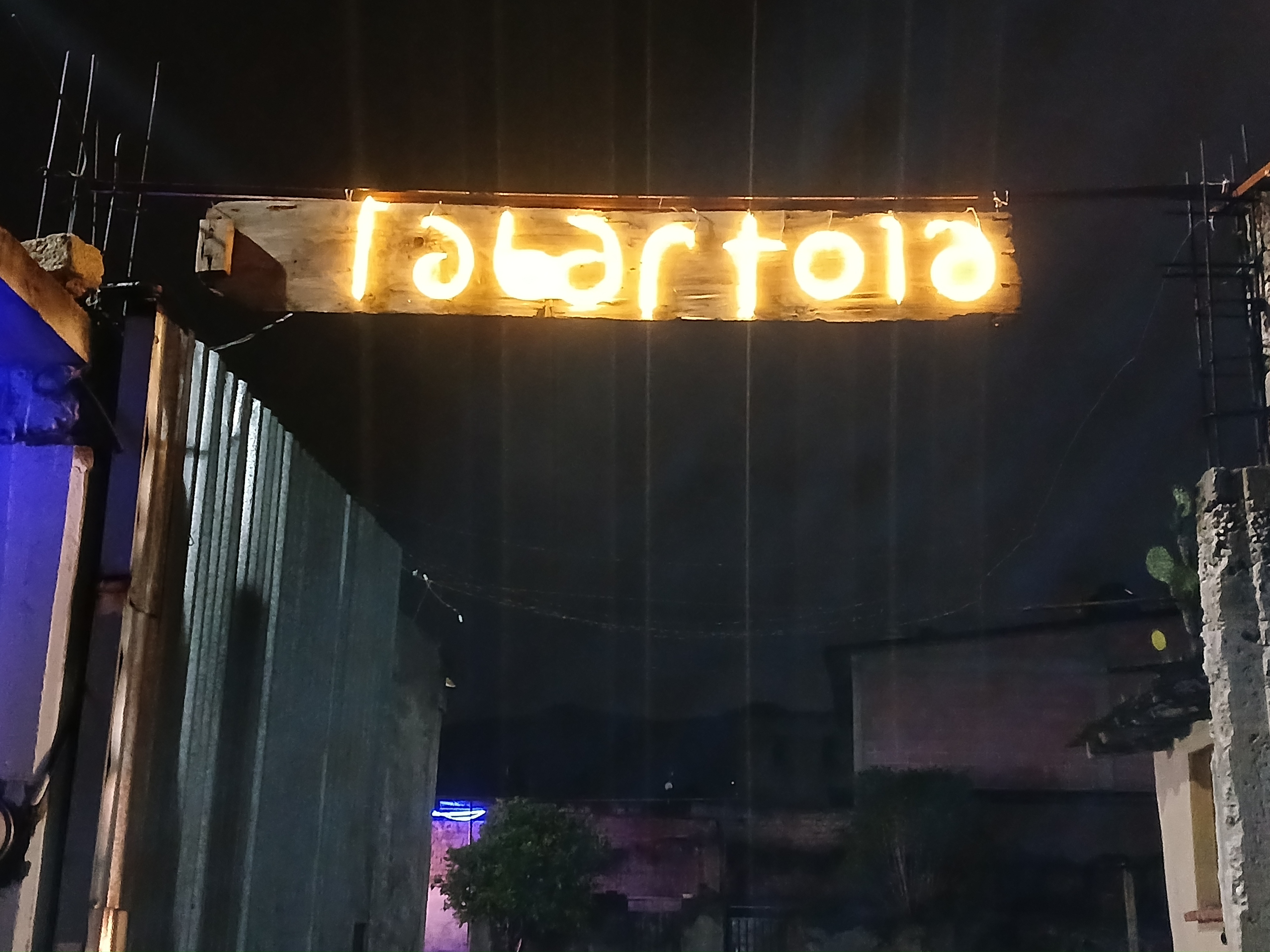 Gastrobar LA BARTOLA image 1