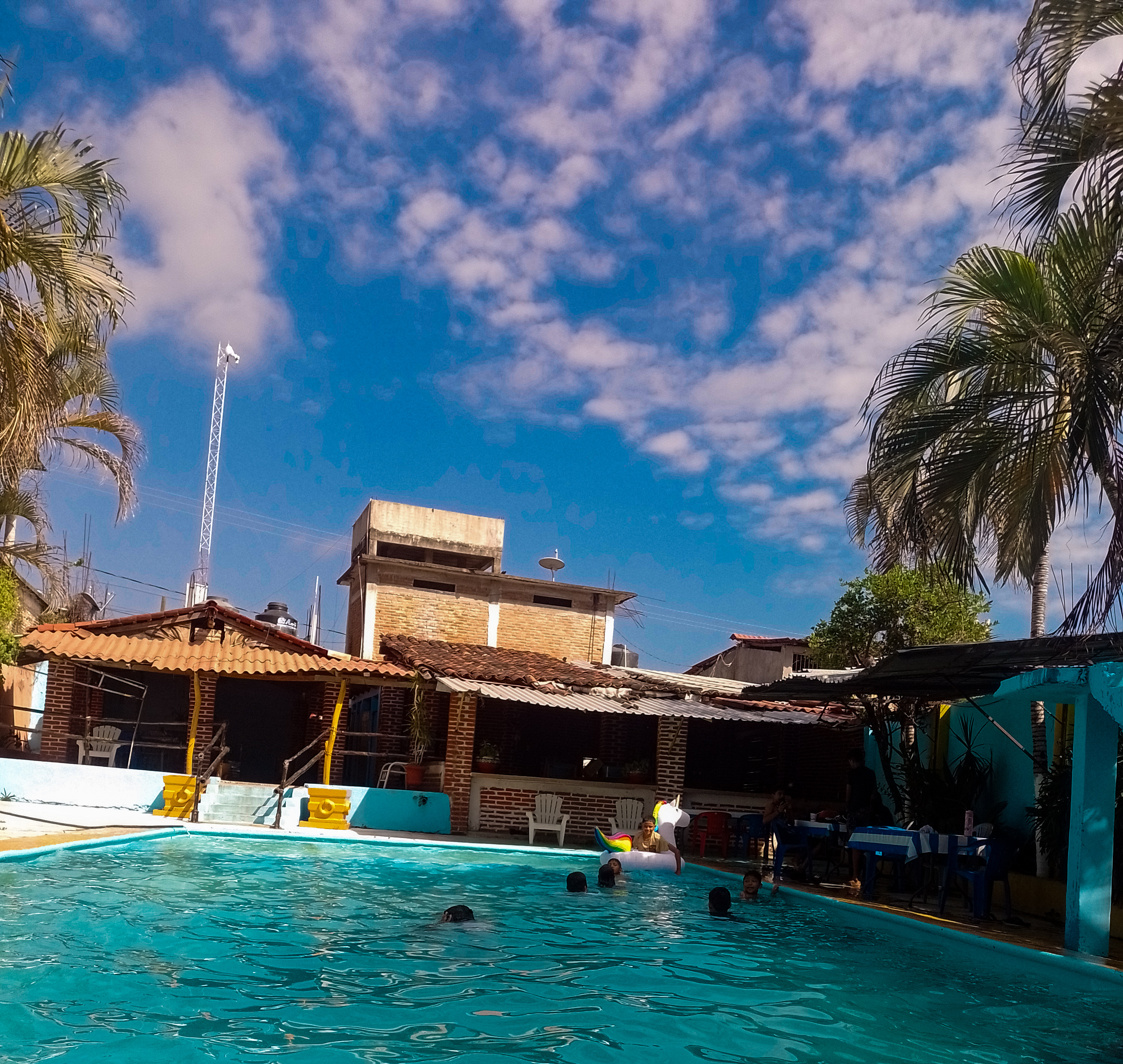 BAR Y ALBERCAS LA ZANDUNGA image 5