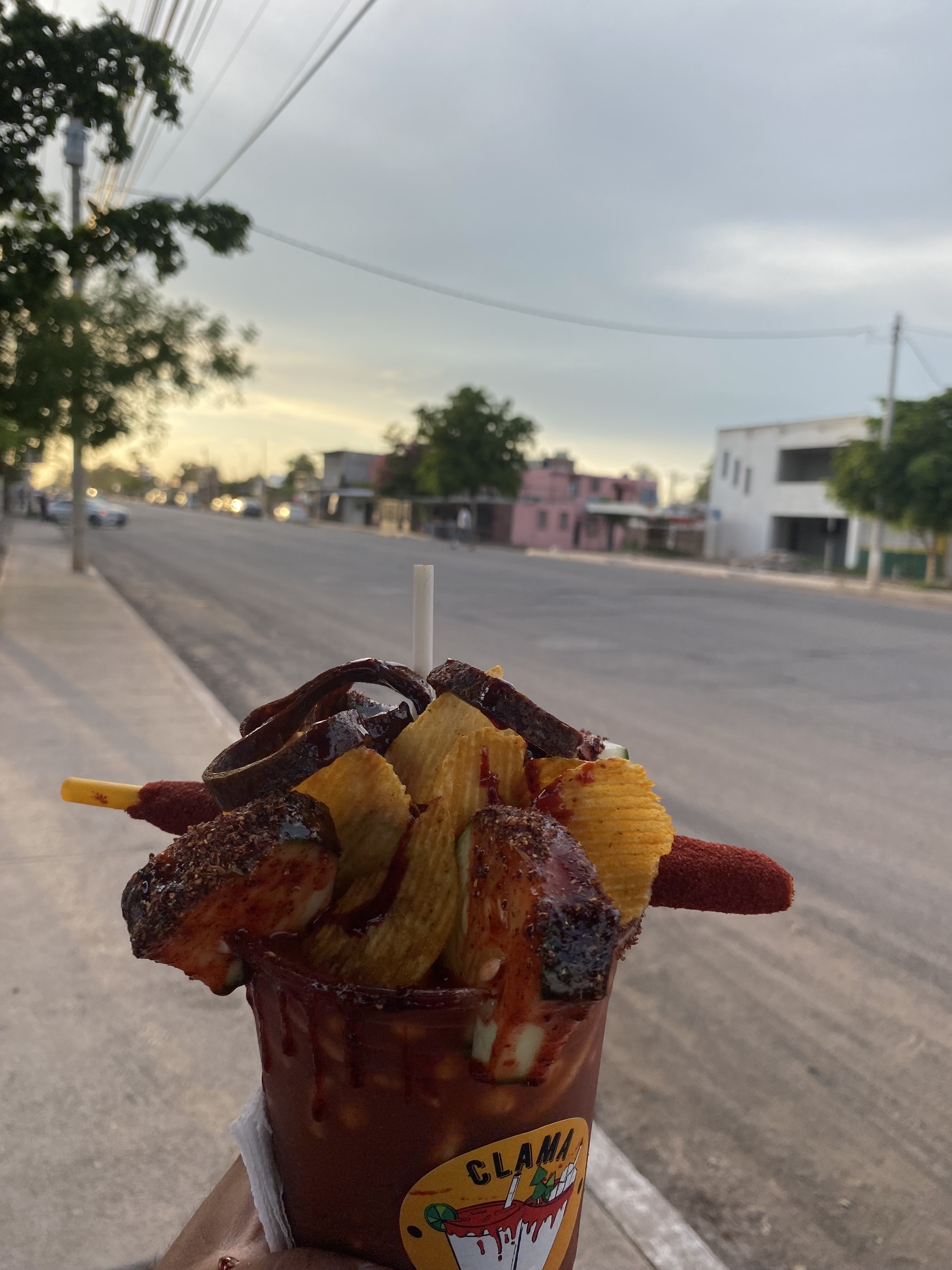 Clama splash image 2